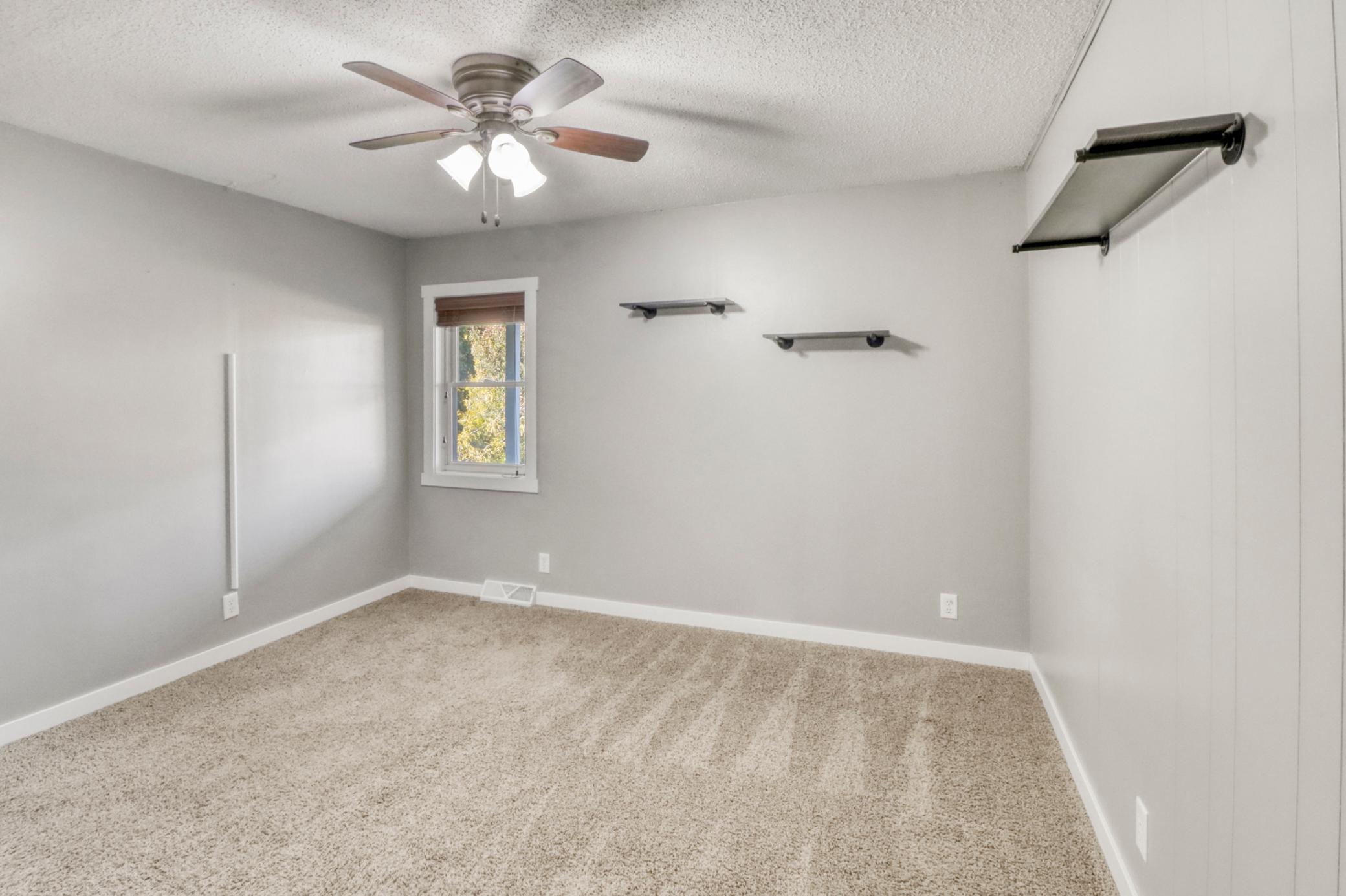 1939 single family home for sale at 502 Highway 59 N in Detroit Lakes, MN — 2 bed, 2 bath (photo 24 of 41)