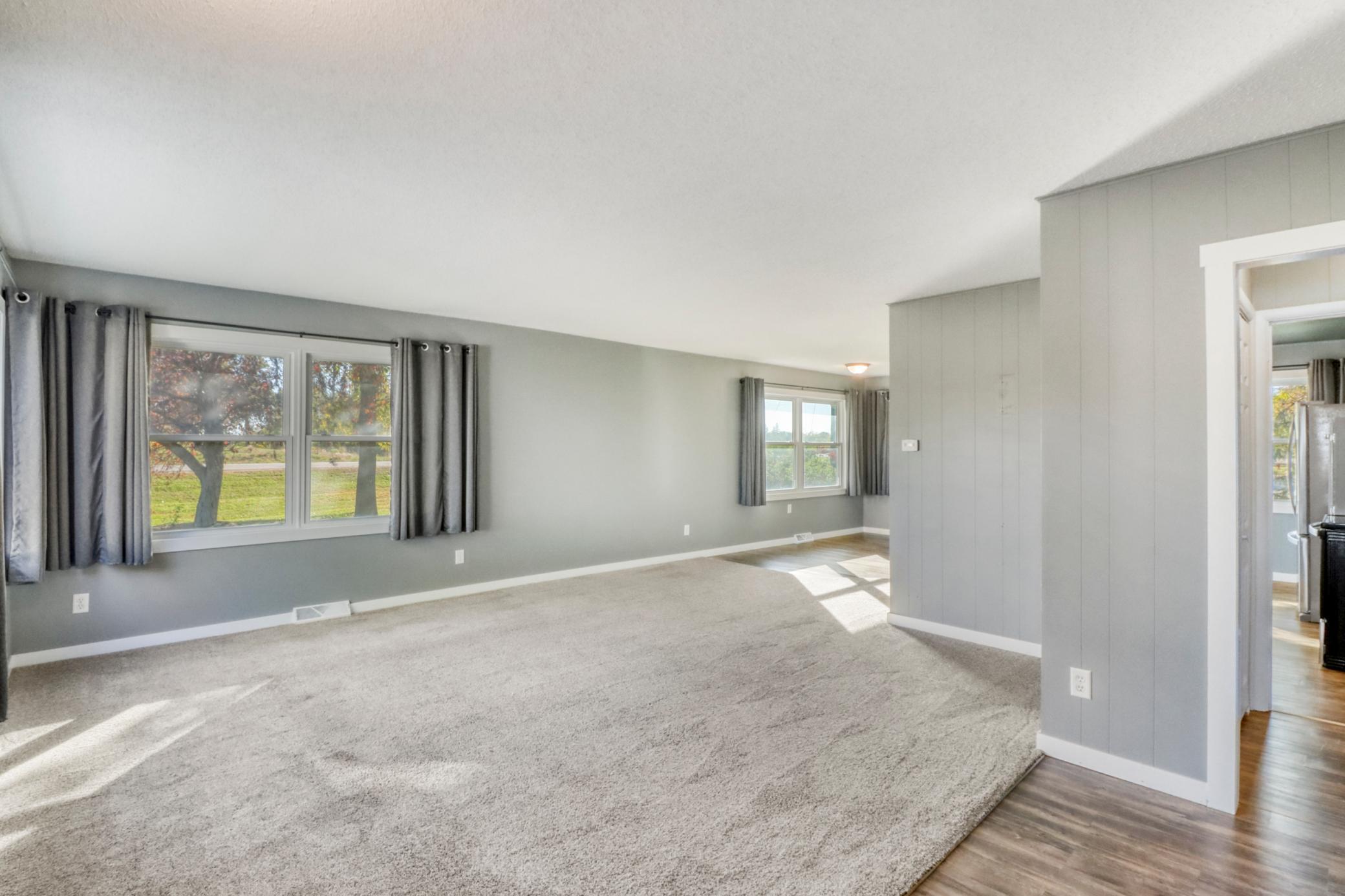 1939 single family home for sale at 502 Highway 59 N in Detroit Lakes, MN — 2 bed, 2 bath (photo 8 of 41)