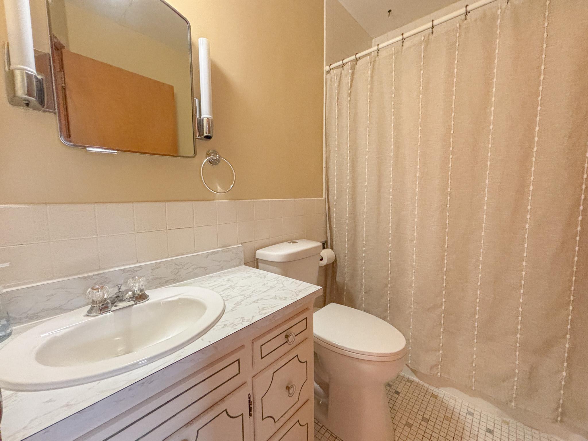 1954 single family home for sale at 740 E Gustavus Avenue in Fergus Falls, MN — 3 bed, 2 bath (photo 23 of 50)