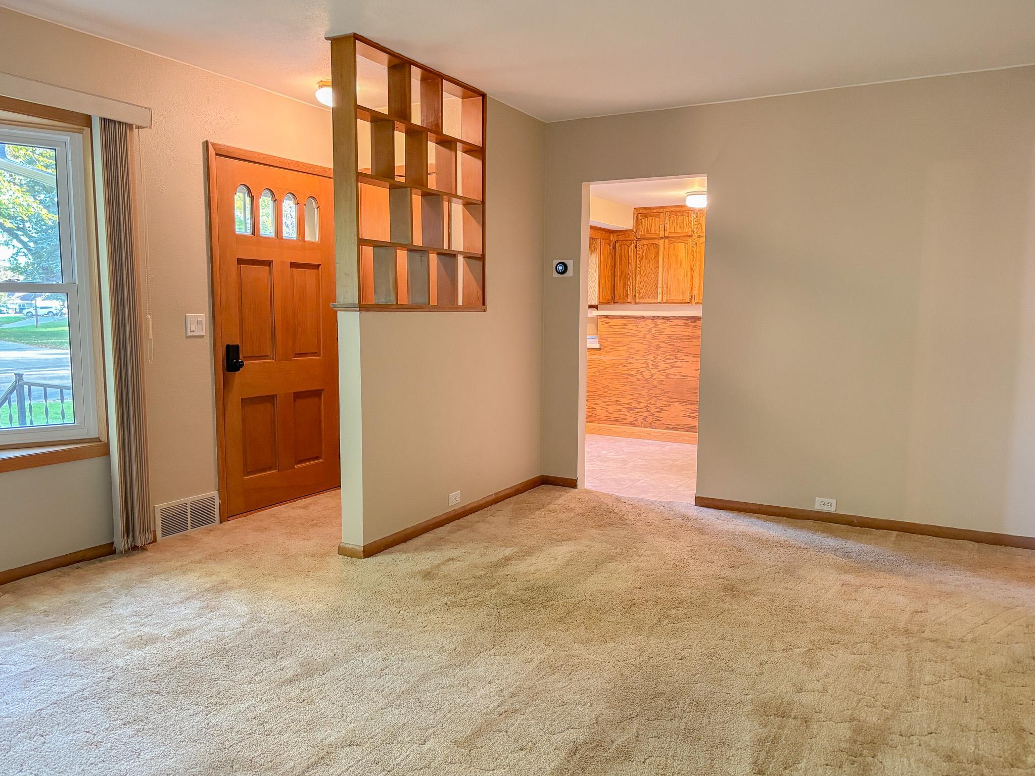 1954 single family home for sale at 740 E Gustavus Avenue in Fergus Falls, MN — 3 bed, 2 bath (photo 7 of 50)