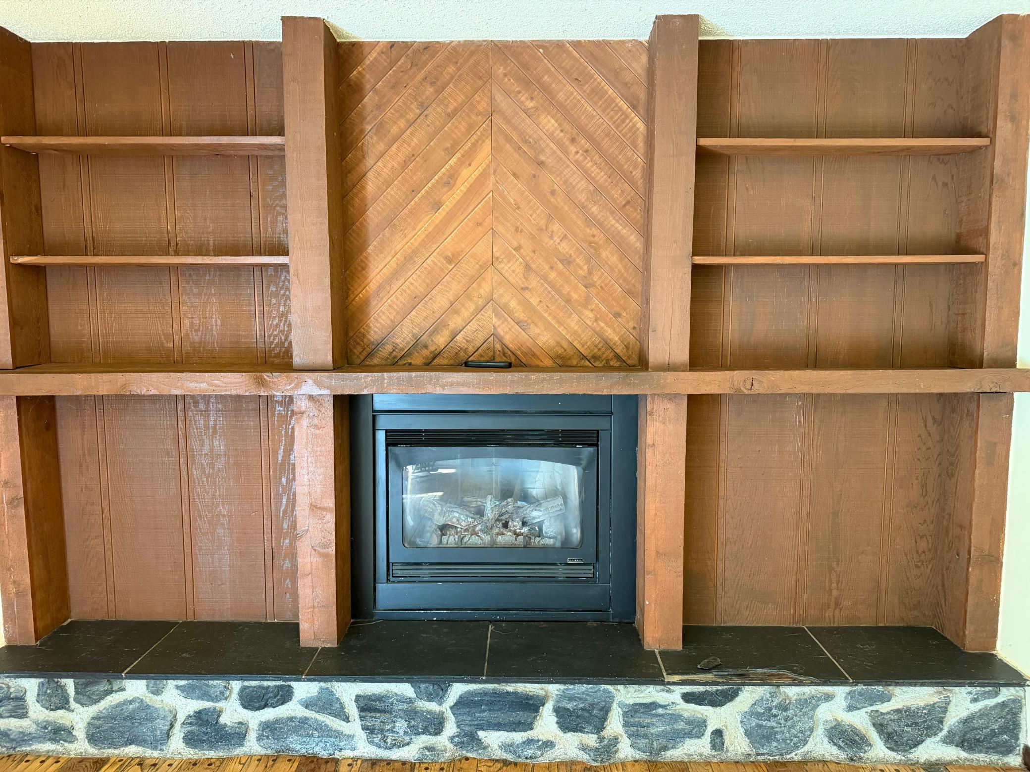 1978 single family home for sale at 407 Southwood Drive in Horace, ND — 3 bed, 3 bath (photo 11 of 52)