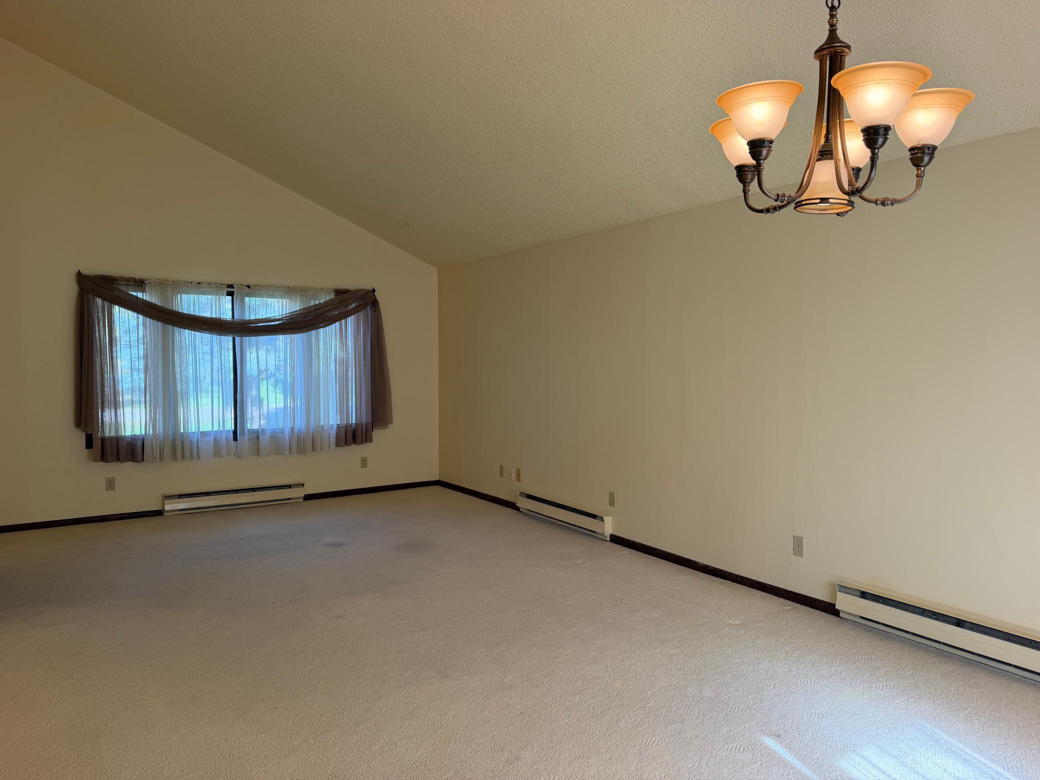 1978 single family home for sale at 407 Southwood Drive in Horace, ND — 3 bed, 3 bath (photo 12 of 52)