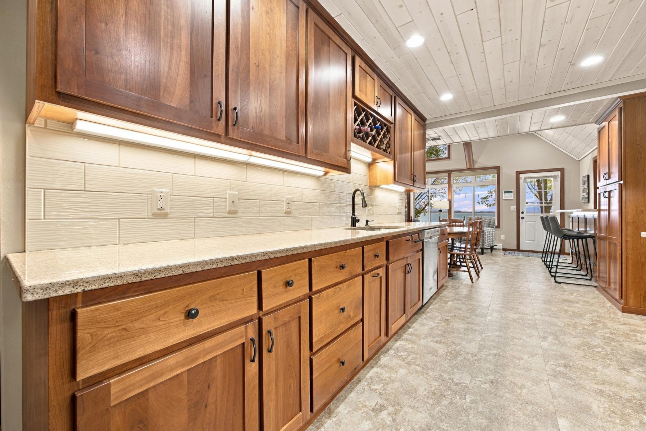 1971 single family home for sale at 43537 Inlet Beach Road in Pelican Rapids, MN — 4 bed, 2 bath (photo 12 of 53)