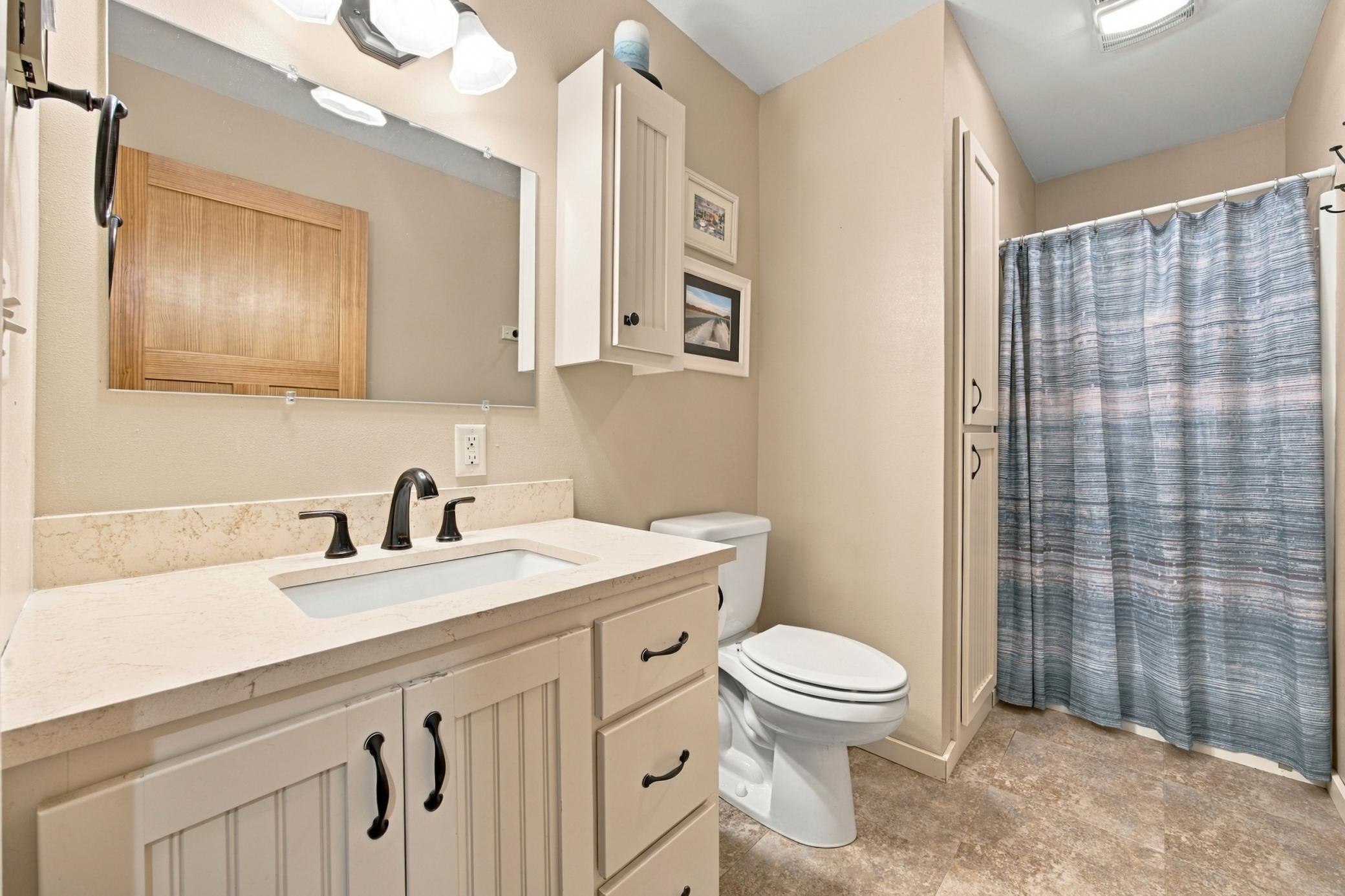 1971 single family home for sale at 43537 Inlet Beach Road in Pelican Rapids, MN — 4 bed, 2 bath (photo 33 of 53)