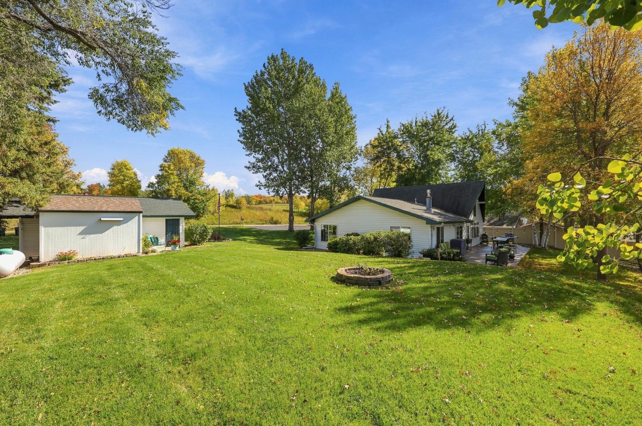 1971 single family home for sale at 43537 Inlet Beach Road in Pelican Rapids, MN — 4 bed, 2 bath (photo 39 of 53)