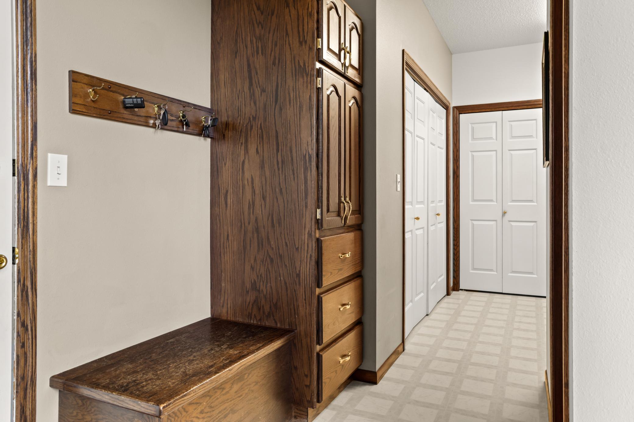 1994 single family home for sale at 5010 Meadow Creek Drive S in Fargo, ND — 5 bed, 4 bath (photo 31 of 75)