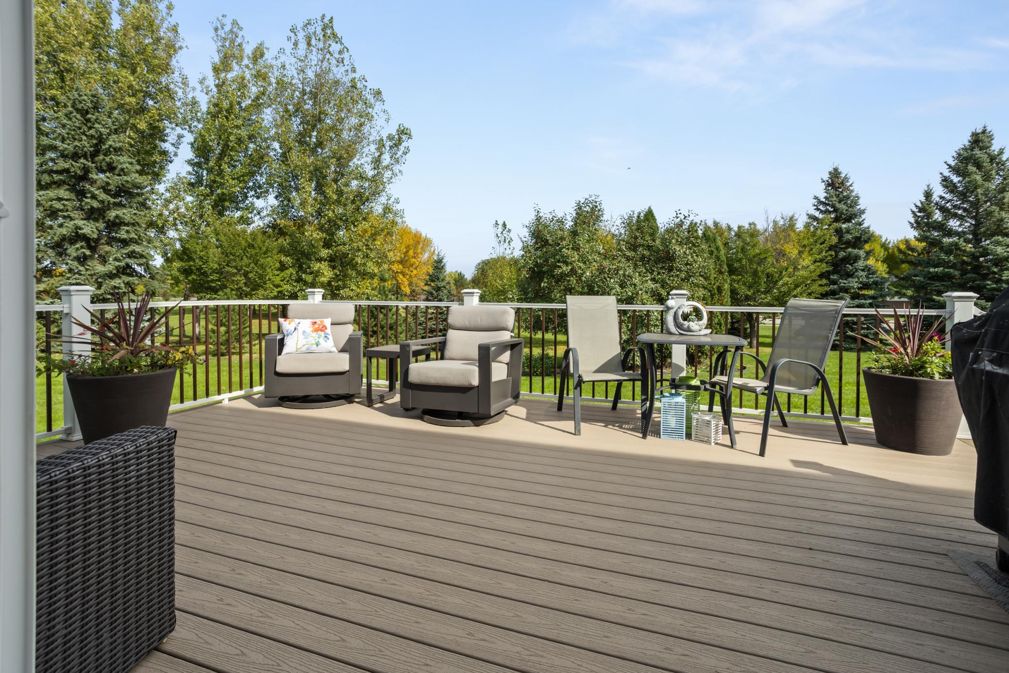 1994 single family home for sale at 5010 Meadow Creek Drive S in Fargo, ND — 5 bed, 4 bath (photo 61 of 75)