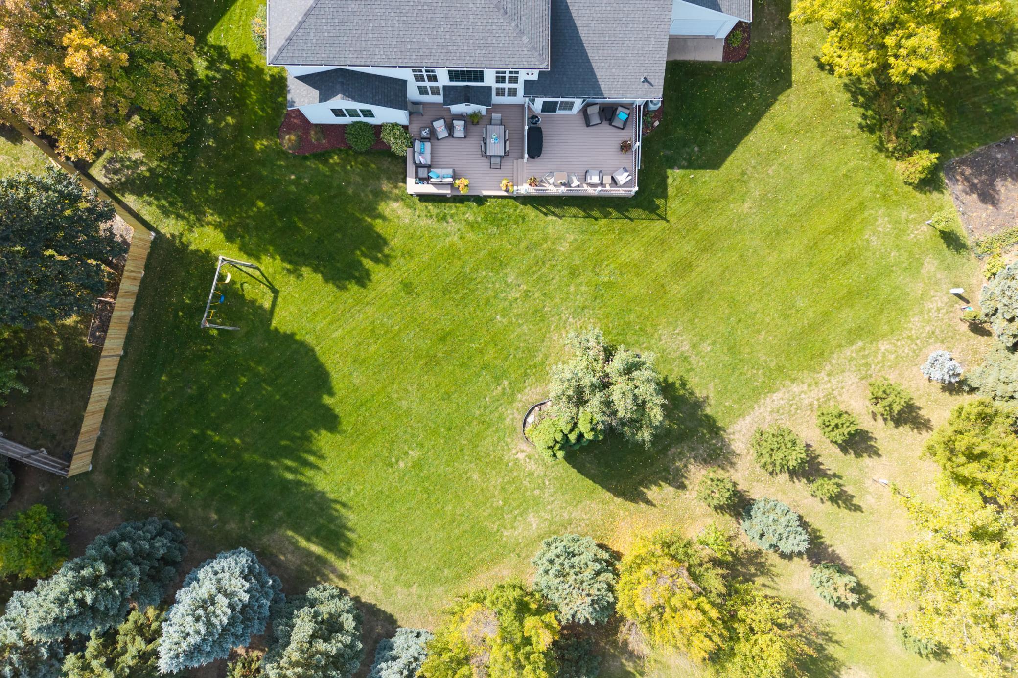 1994 single family home for sale at 5010 Meadow Creek Drive S in Fargo, ND — 5 bed, 4 bath (photo 72 of 75)