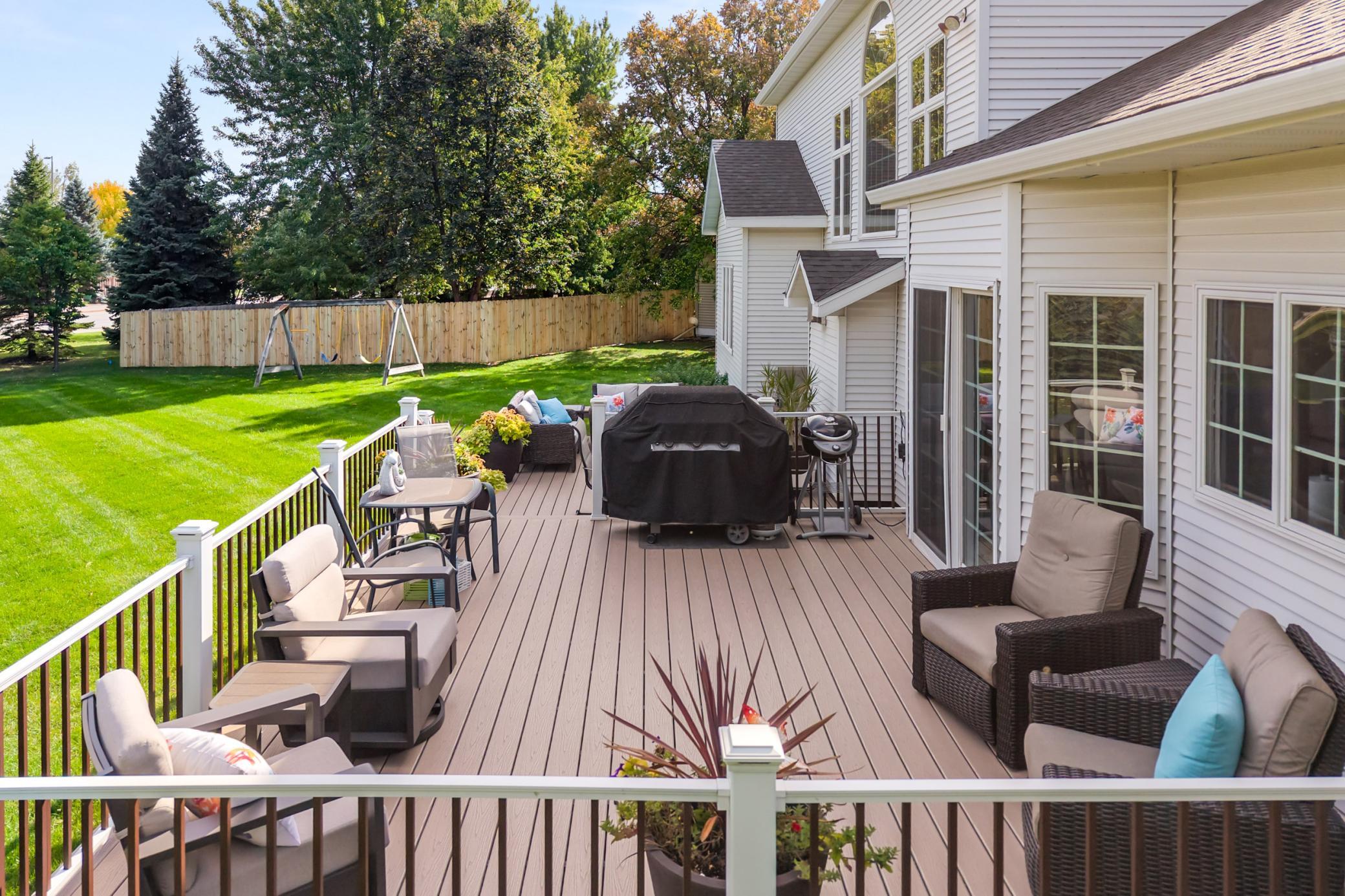 1994 single family home for sale at 5010 Meadow Creek Drive S in Fargo, ND — 5 bed, 4 bath (photo 74 of 75)
