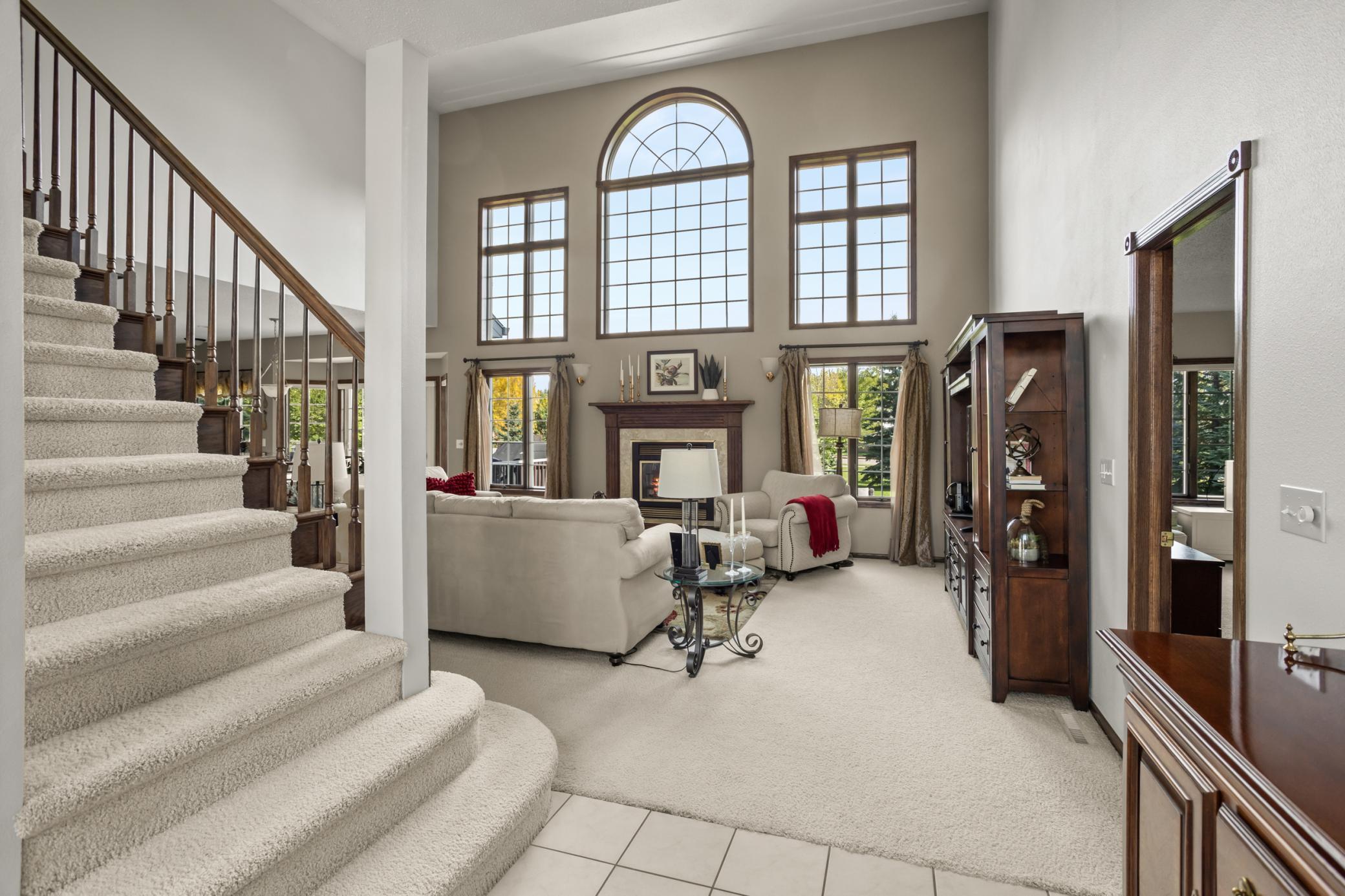 1994 single family home for sale at 5010 Meadow Creek Drive S in Fargo, ND — 5 bed, 4 bath (photo 10 of 75)