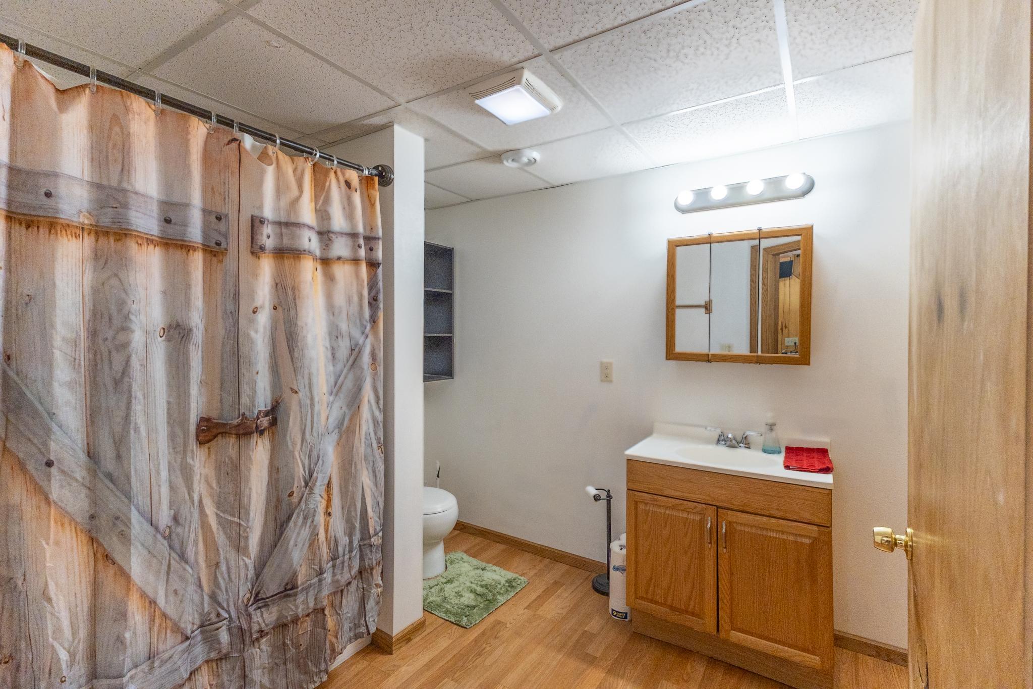 1910 single family home for sale at 1311 3rd Street SE in Bemidji, MN — 5 bed, 3 bath (photo 17 of 59)