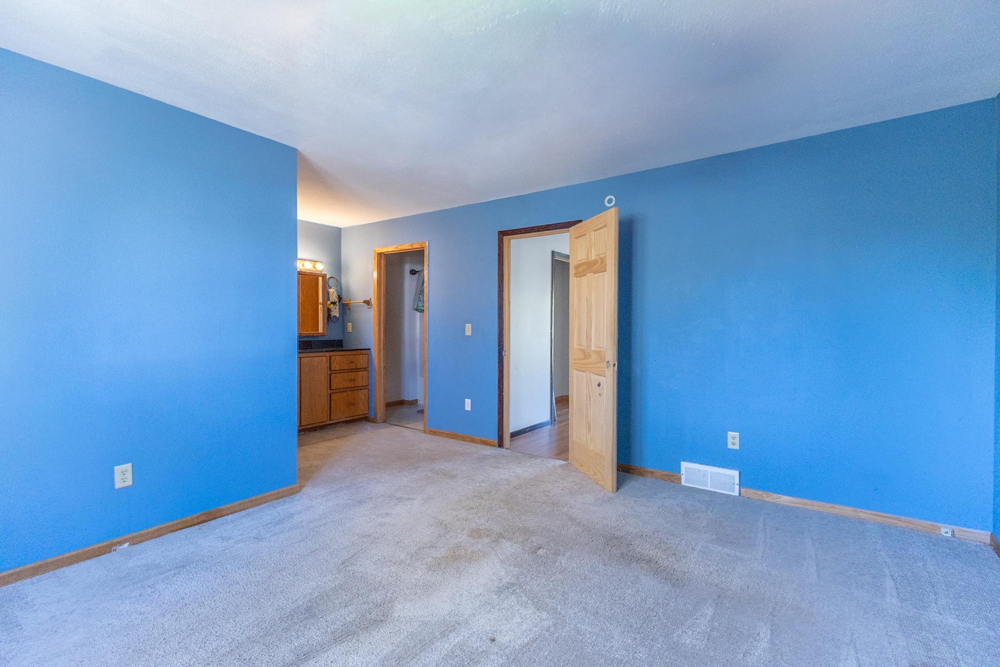 1910 single family home for sale at 1311 3rd Street SE in Bemidji, MN — 5 bed, 3 bath (photo 35 of 59)