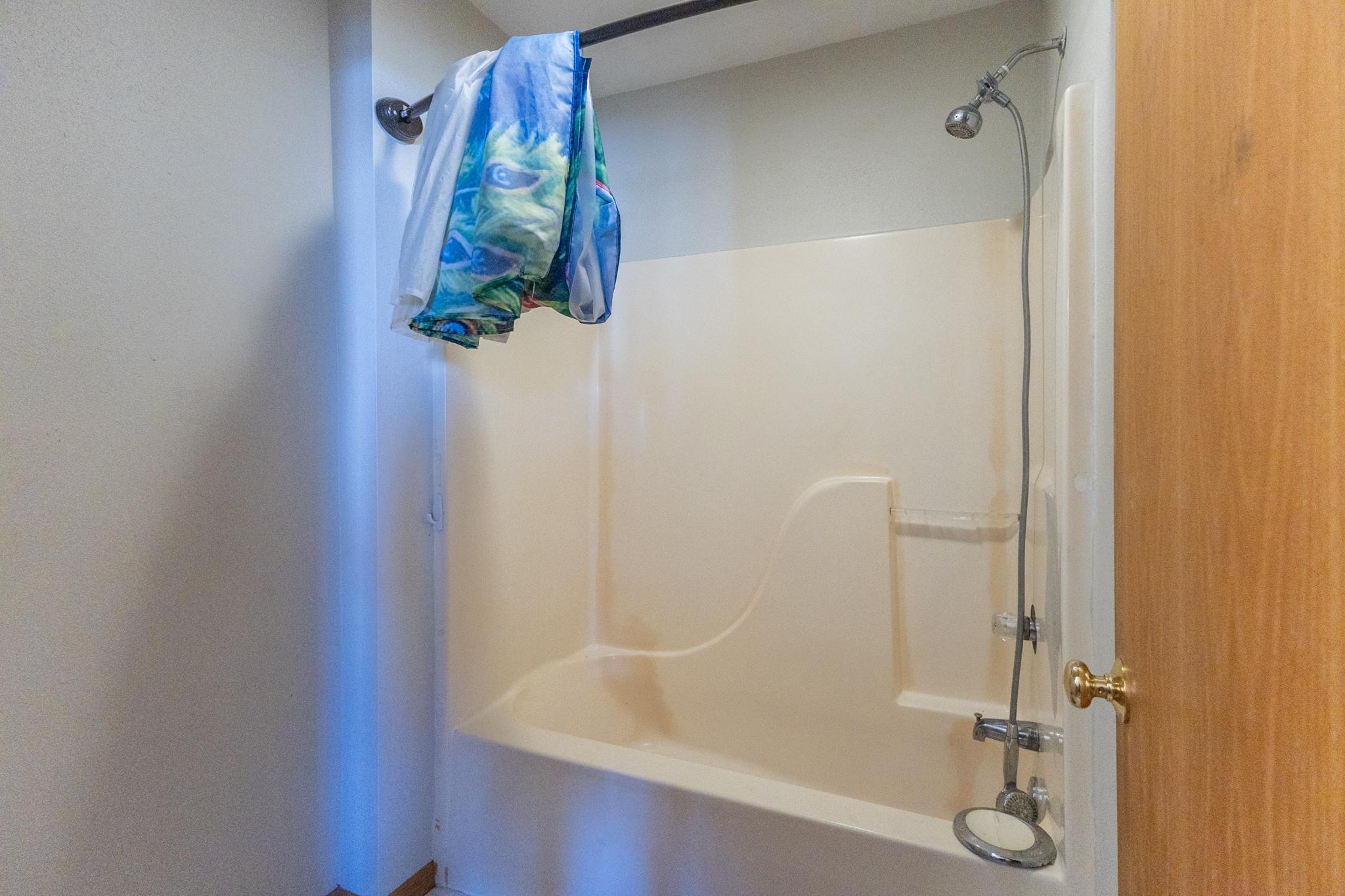 1910 single family home for sale at 1311 3rd Street SE in Bemidji, MN — 5 bed, 3 bath (photo 36 of 59)