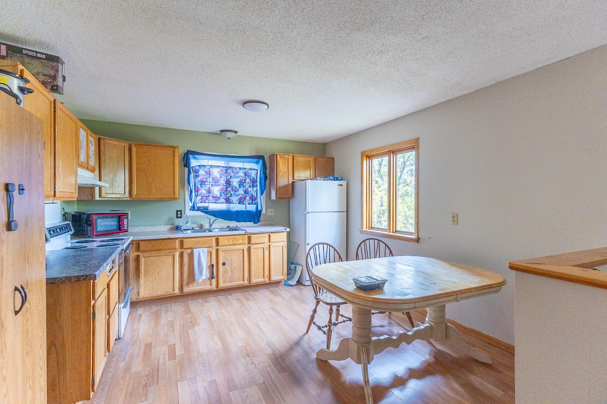 1910 single family home for sale at 1311 3rd Street SE in Bemidji, MN — 5 bed, 3 bath (photo 41 of 59)