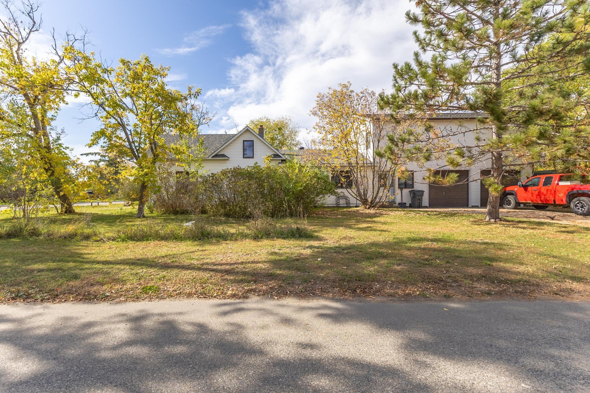 1910 single family home for sale at 1311 3rd Street SE in Bemidji, MN — 5 bed, 3 bath (photo 46 of 59)