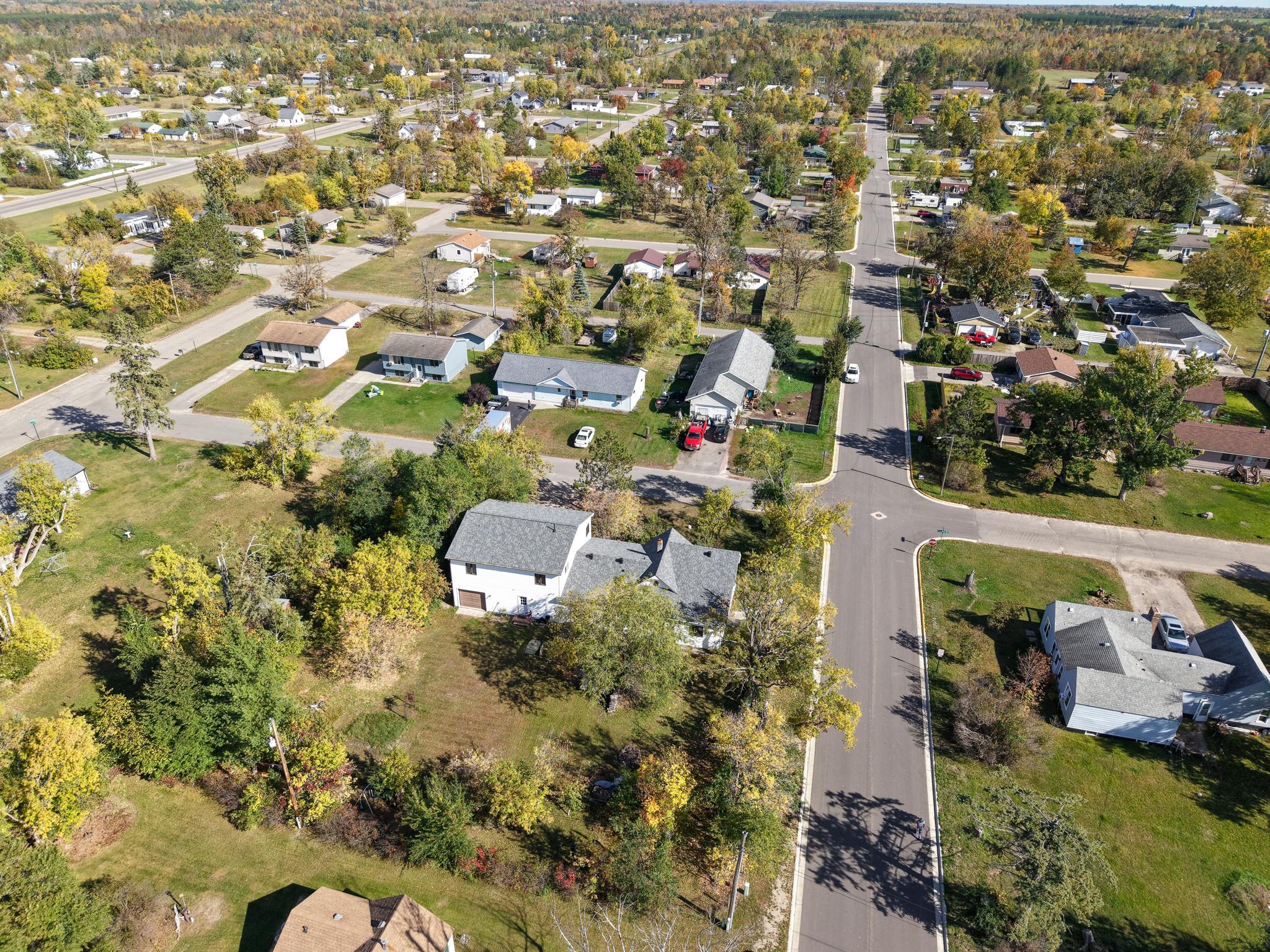 1910 single family home for sale at 1311 3rd Street SE in Bemidji, MN — 5 bed, 3 bath (photo 52 of 59)