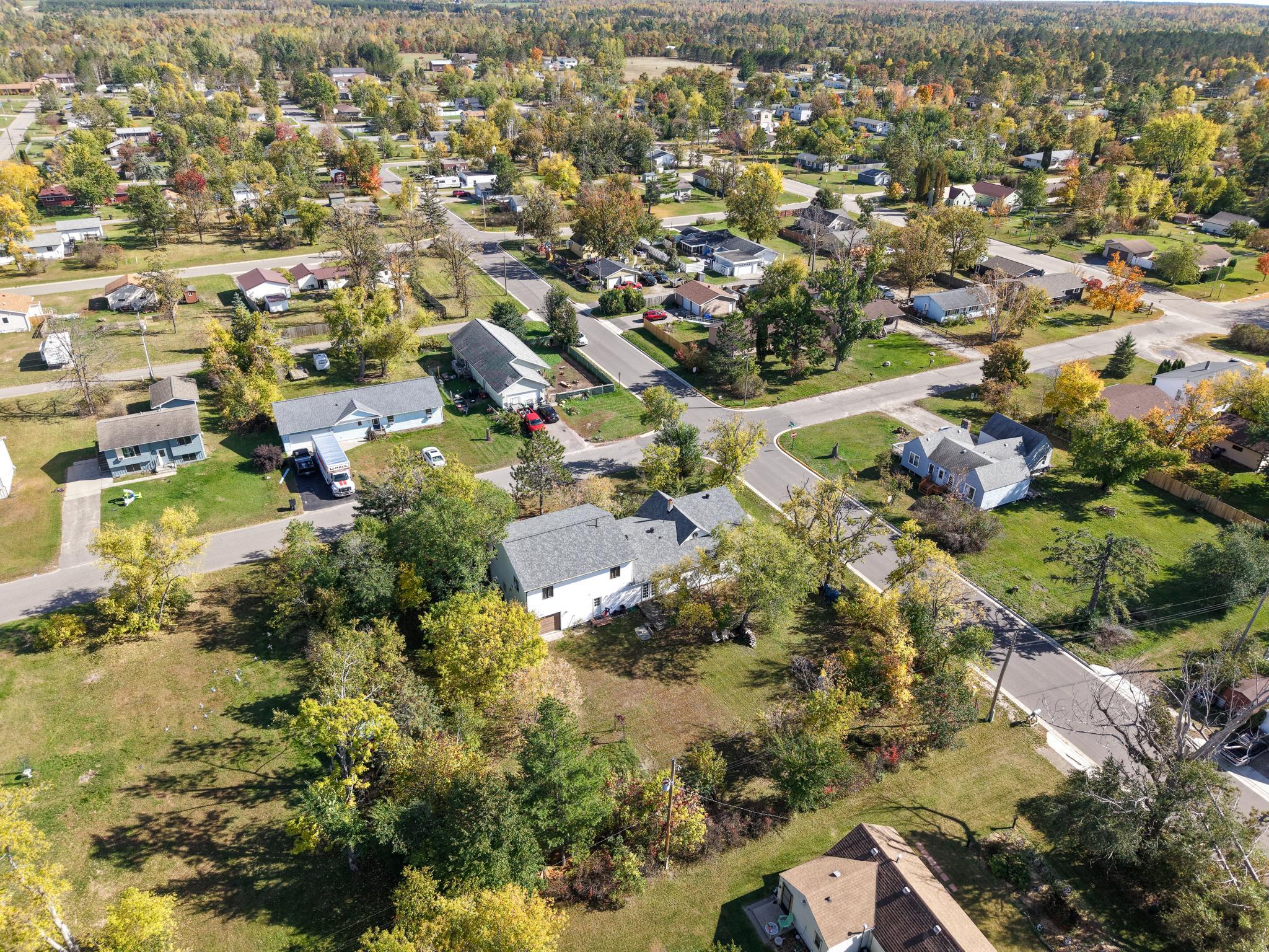 1910 single family home for sale at 1311 3rd Street SE in Bemidji, MN — 5 bed, 3 bath (photo 53 of 59)