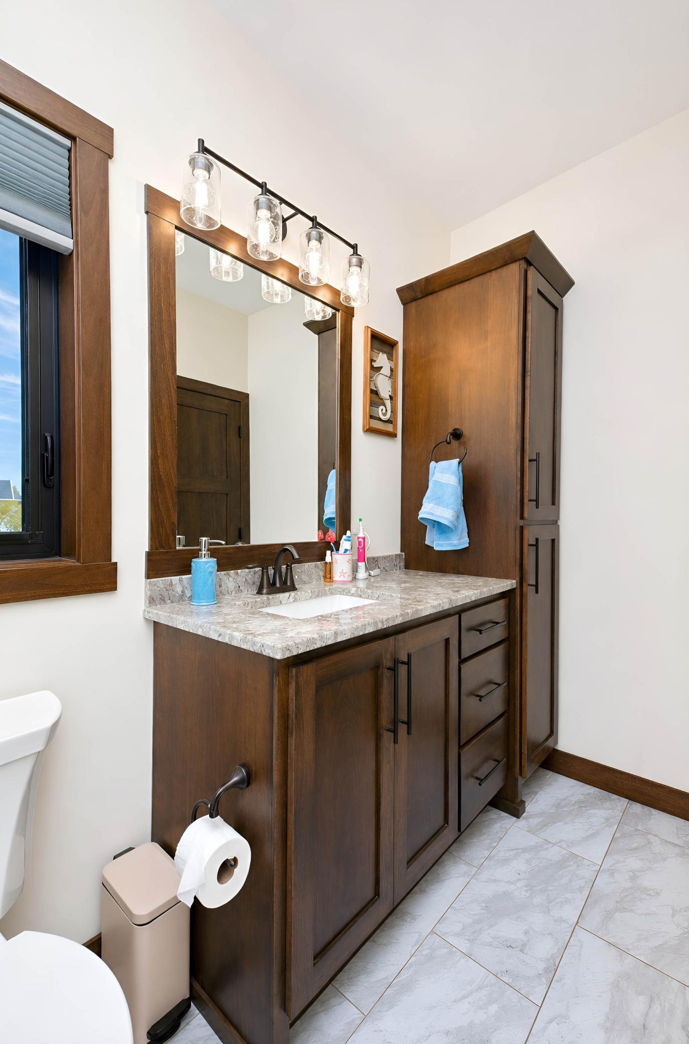 2020 single family home for sale at 17115 Lakeview Lane in Audubon, MN — 5 bed, 3 bath (photo 31 of 70)