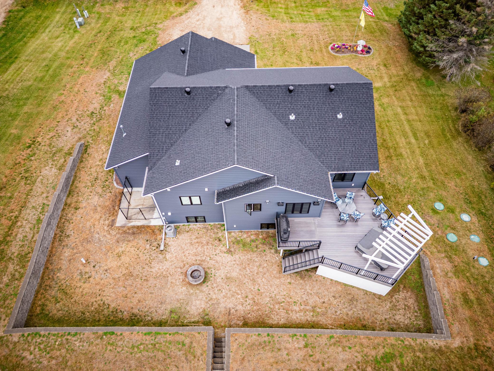2020 single family home for sale at 17115 Lakeview Lane in Audubon, MN — 5 bed, 3 bath (photo 9 of 70)