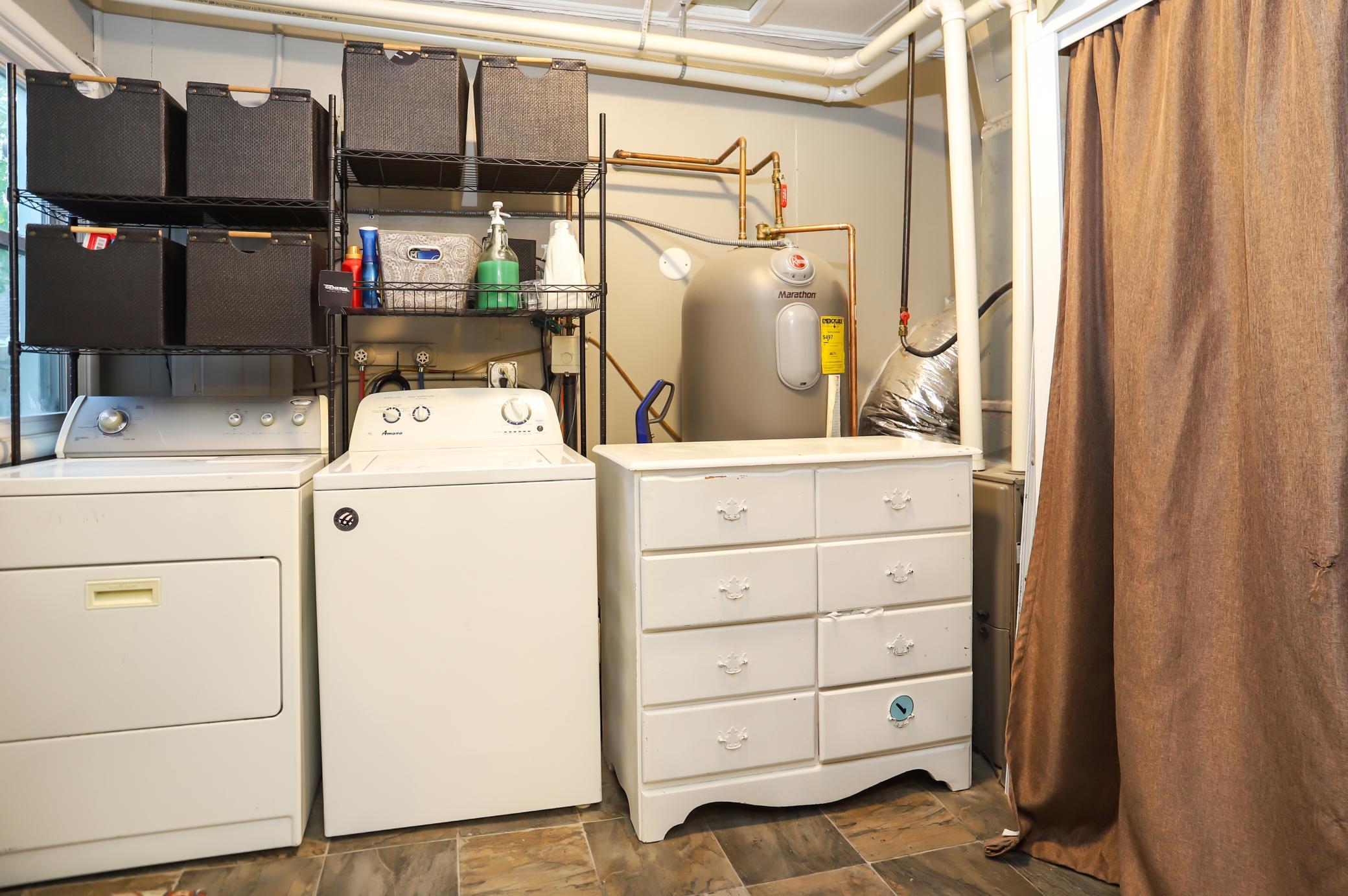 1949 single family home for sale at 1425 12th Street N in Fargo, ND — 2 bed, 1 bath (photo 18 of 23)