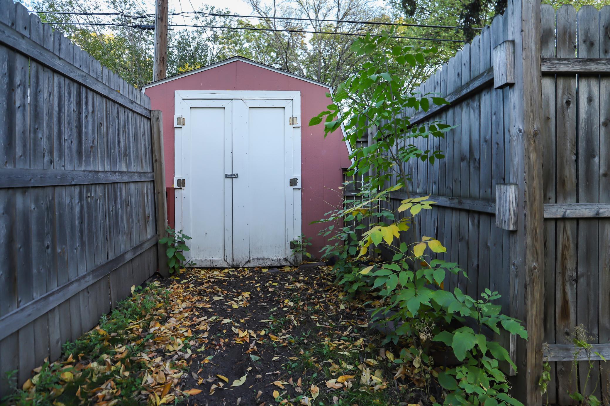 1949 single family home for sale at 1425 12th Street N in Fargo, ND — 2 bed, 1 bath (photo 21 of 23)