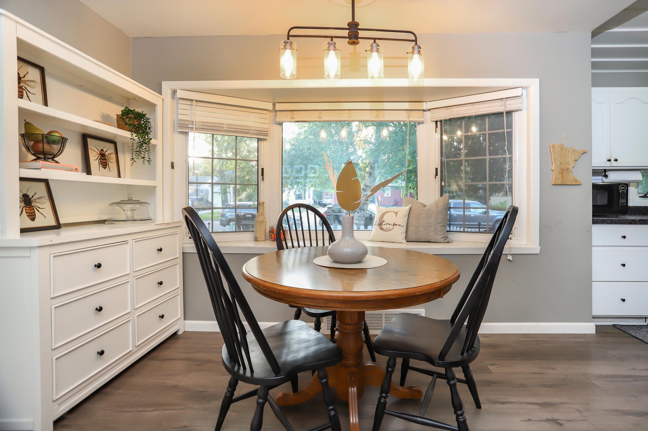 1949 single family home for sale at 1425 12th Street N in Fargo, ND — 2 bed, 1 bath (photo 8 of 23)