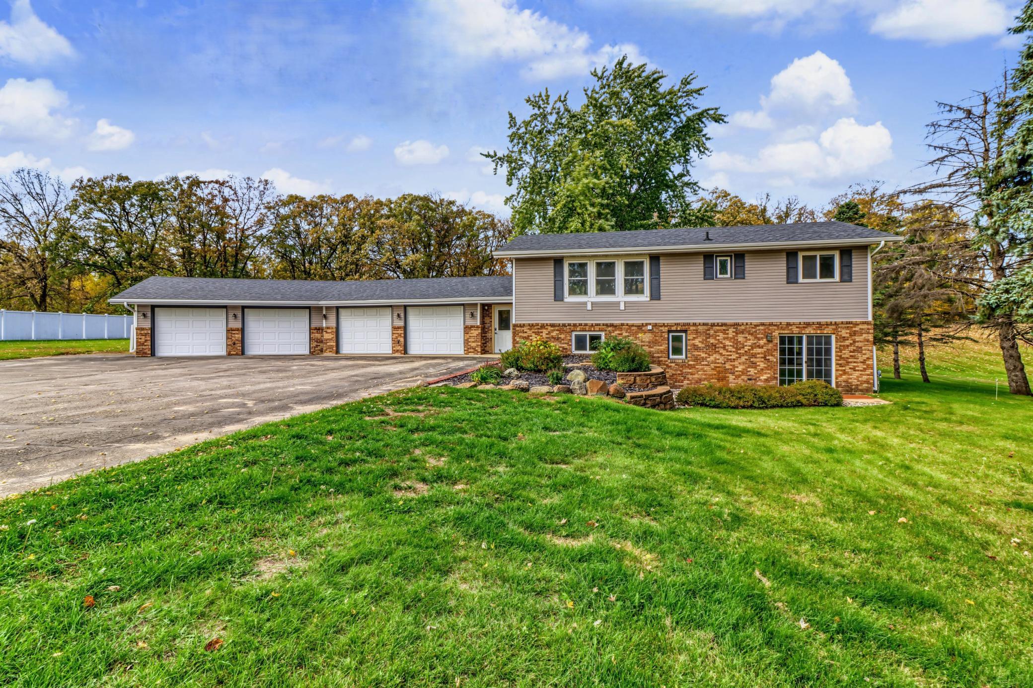 1978 single family home for sale at 21240 Brookridge Lane in Detroit Lakes, MN — 4 bed, 2 bath
