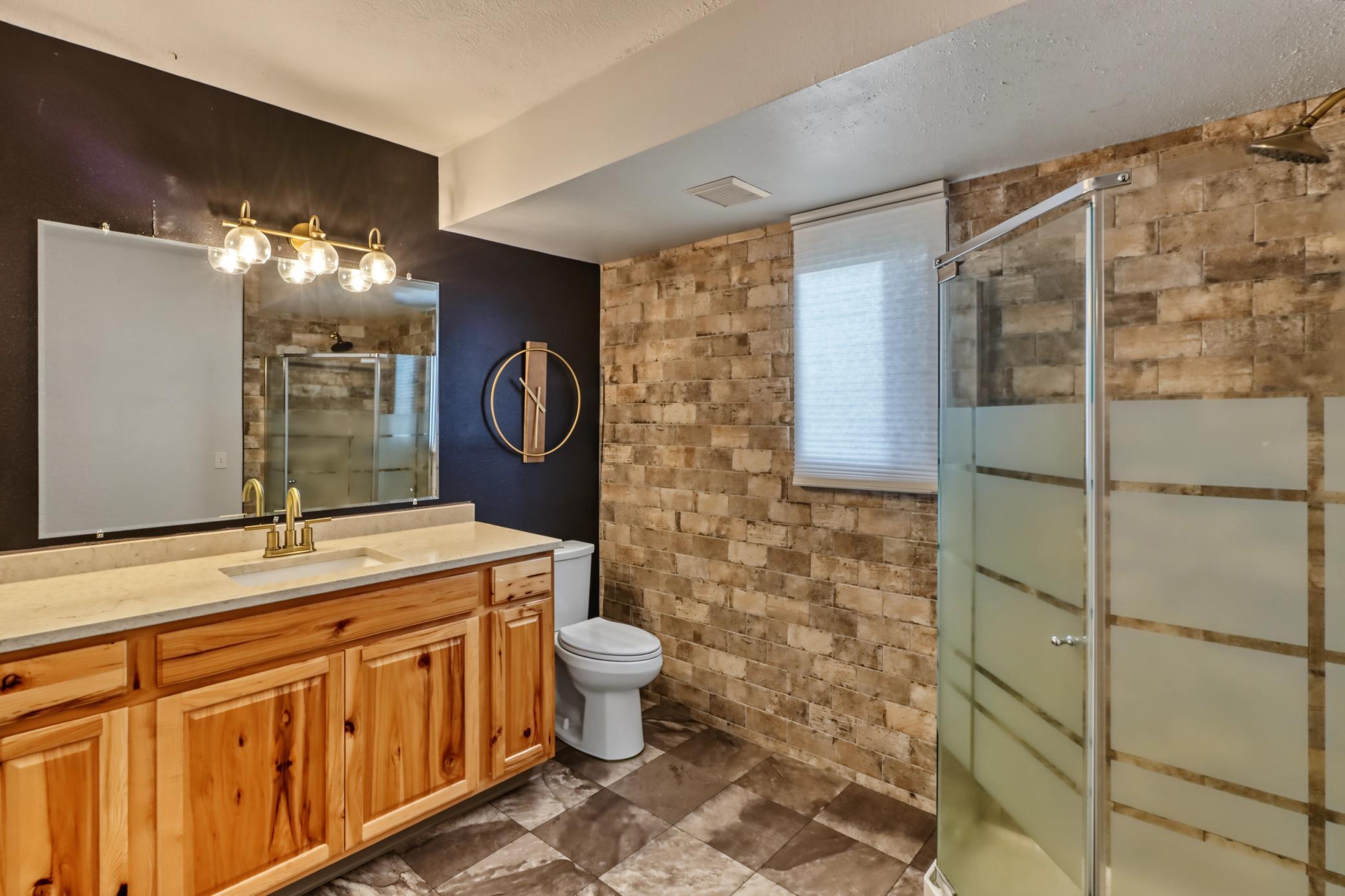 1978 single family home for sale at 21240 Brookridge Lane in Detroit Lakes, MN — 4 bed, 2 bath (photo 19 of 35)