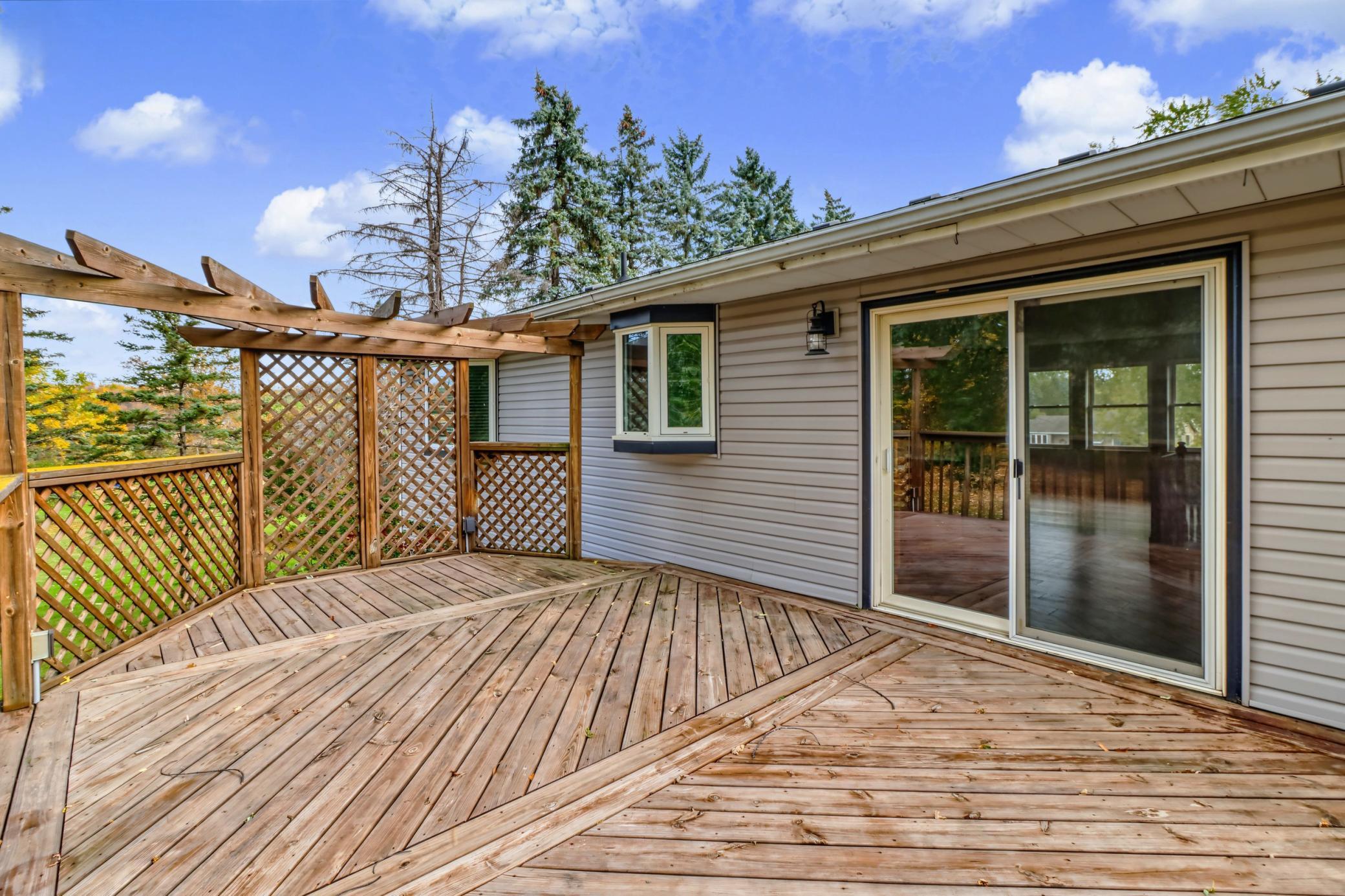 1978 single family home for sale at 21240 Brookridge Lane in Detroit Lakes, MN — 4 bed, 2 bath (photo 28 of 35)