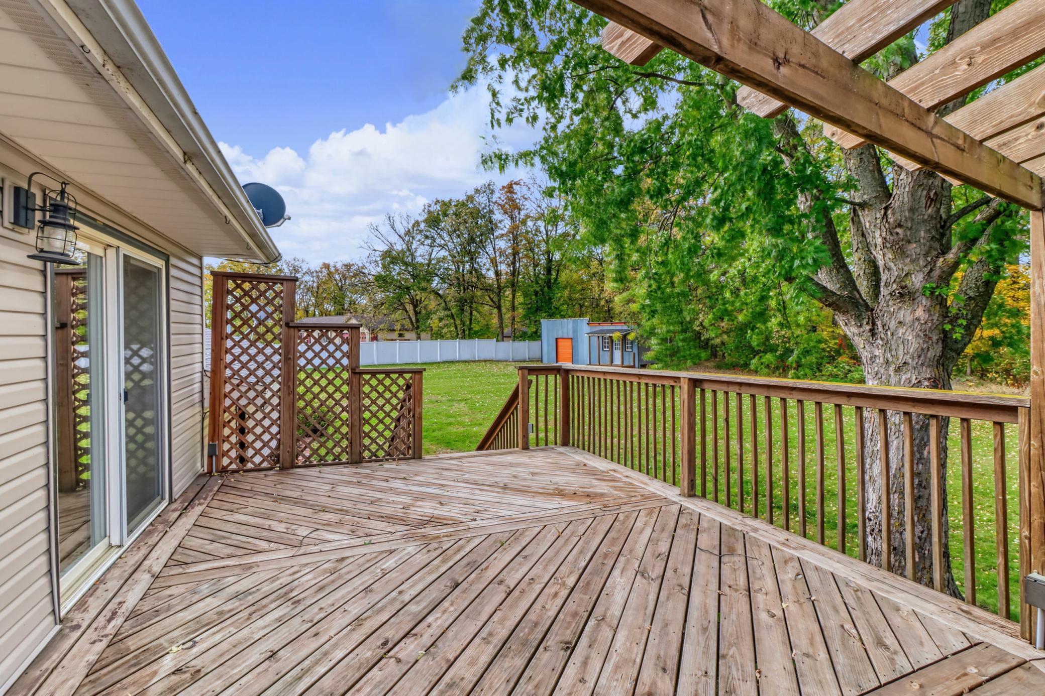 1978 single family home for sale at 21240 Brookridge Lane in Detroit Lakes, MN — 4 bed, 2 bath (photo 29 of 35)