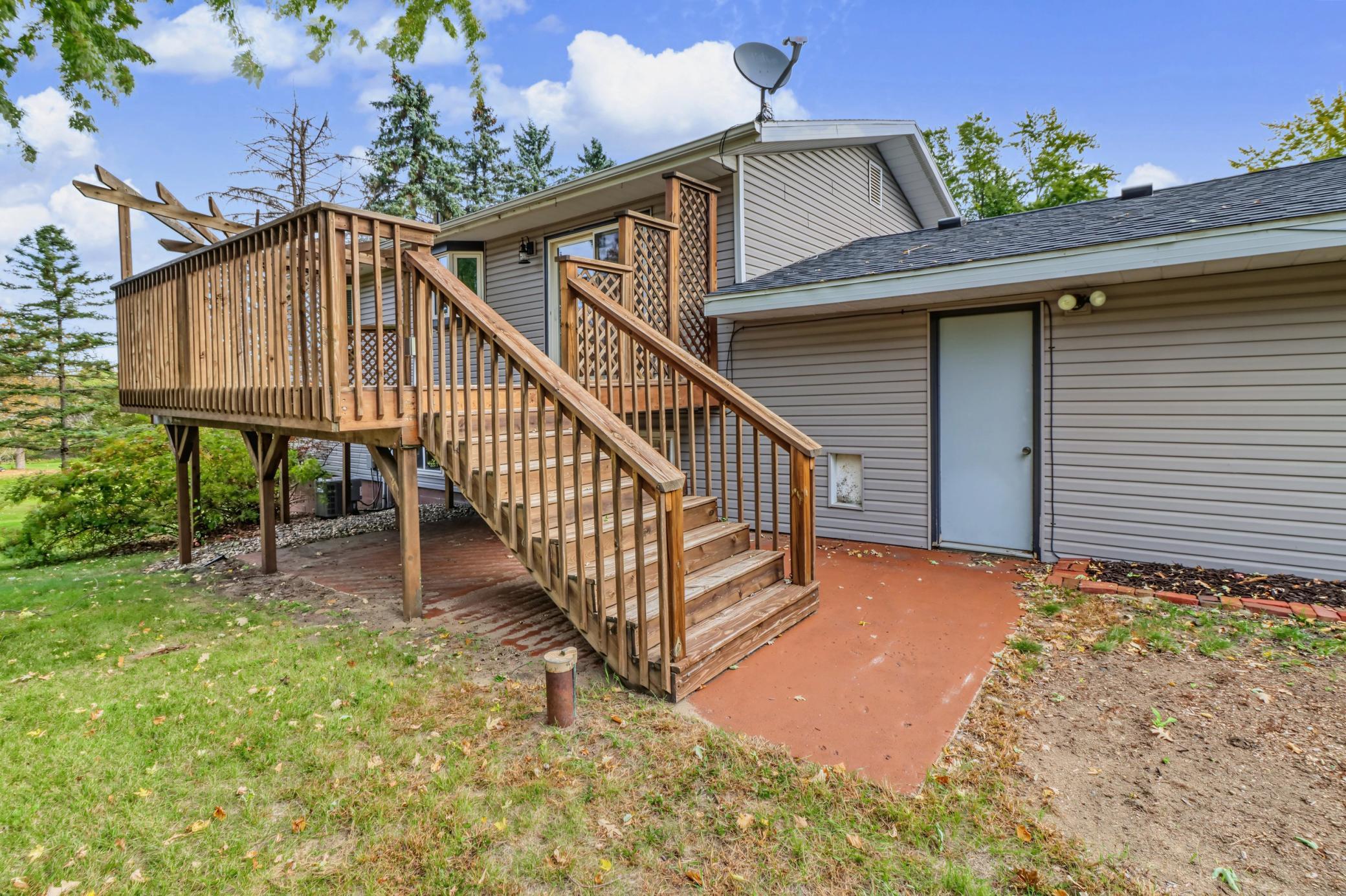 1978 single family home for sale at 21240 Brookridge Lane in Detroit Lakes, MN — 4 bed, 2 bath (photo 30 of 35)