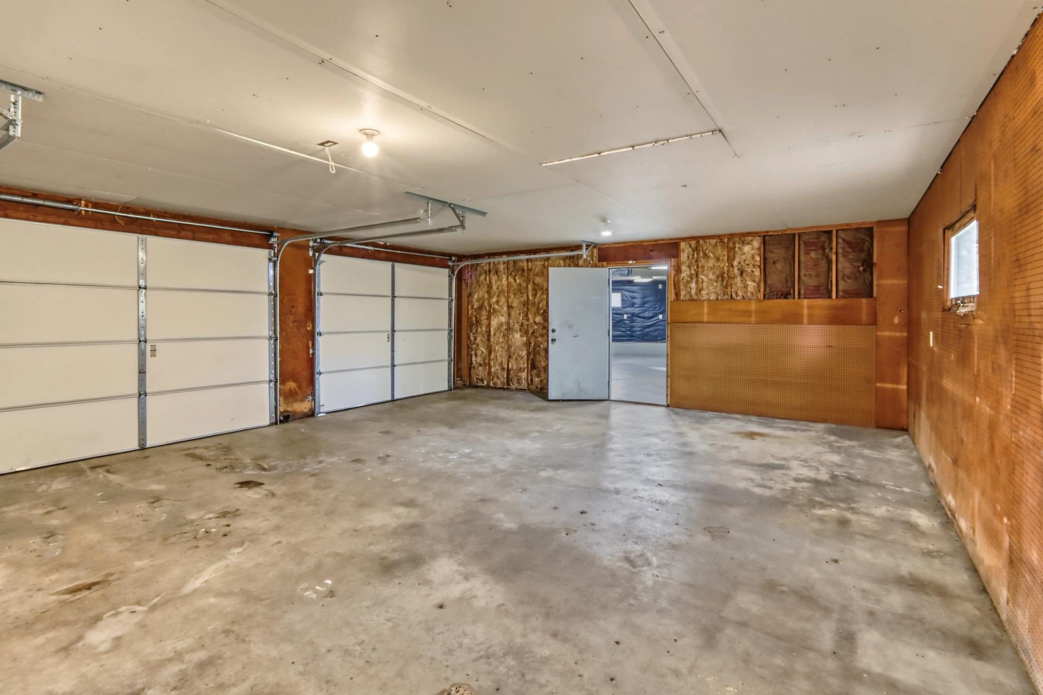1978 single family home for sale at 21240 Brookridge Lane in Detroit Lakes, MN — 4 bed, 2 bath (photo 31 of 35)