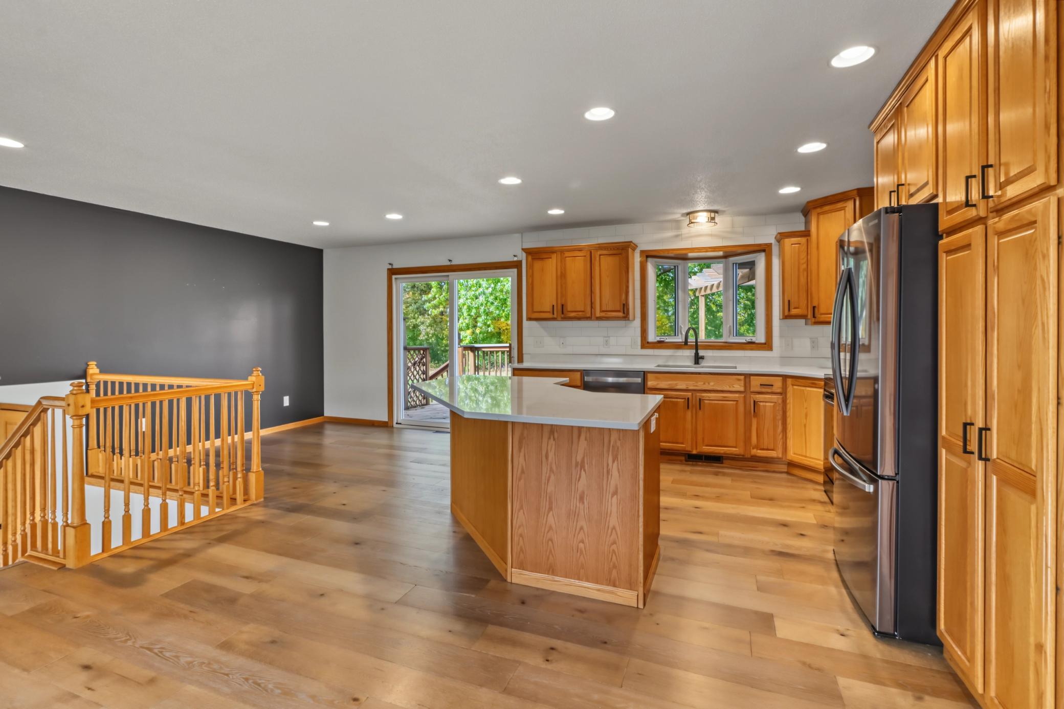 1978 single family home for sale at 21240 Brookridge Lane in Detroit Lakes, MN — 4 bed, 2 bath (photo 8 of 35)