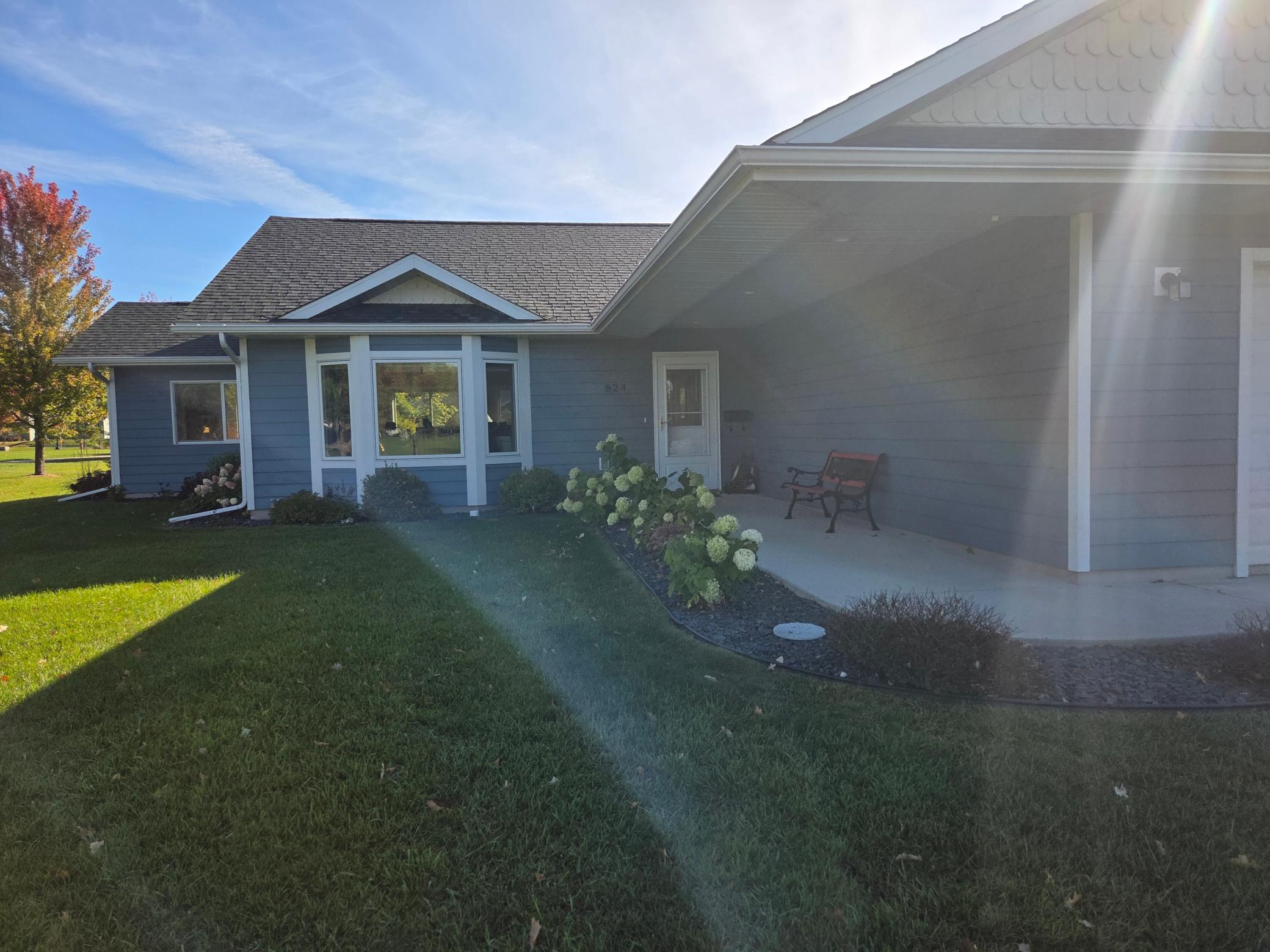 2015 single family home for sale at 824 N Pokegama Ave in Grand Rapids, MN — 2 bed, 2 bath (photo 2 of 3)