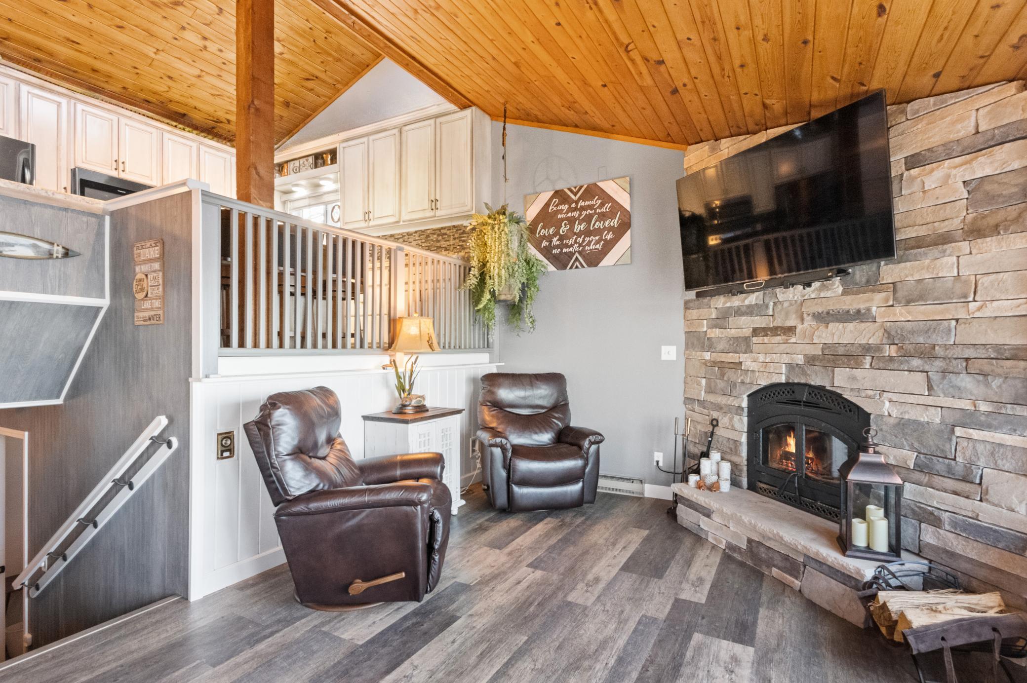 1977 single family home for sale at 13174 Maple Island Drive SE in Glenwood, MN — 3 bed, 2 bath (photo 12 of 57)