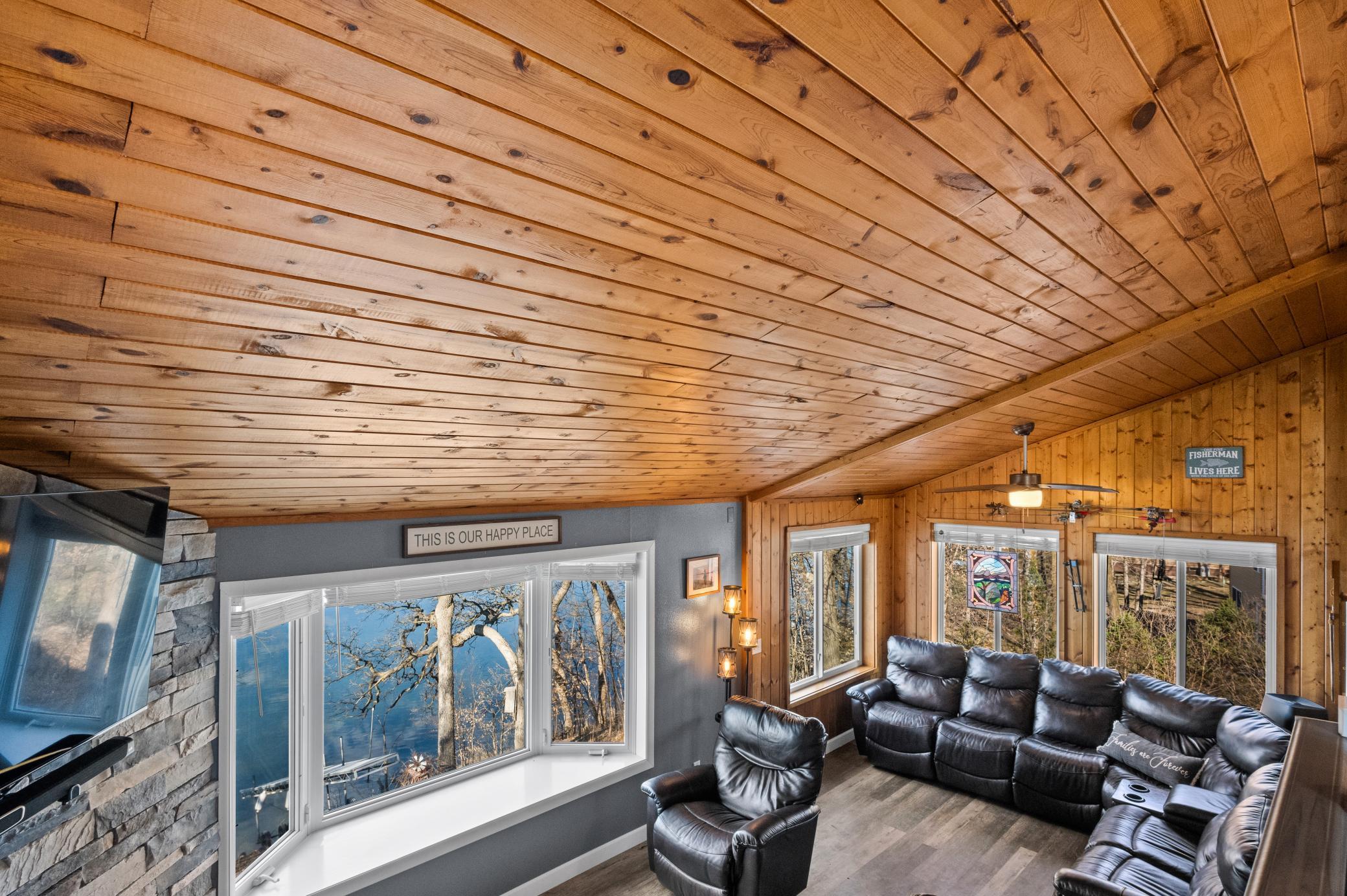 1977 single family home for sale at 13174 Maple Island Drive SE in Glenwood, MN — 3 bed, 2 bath (photo 13 of 57)