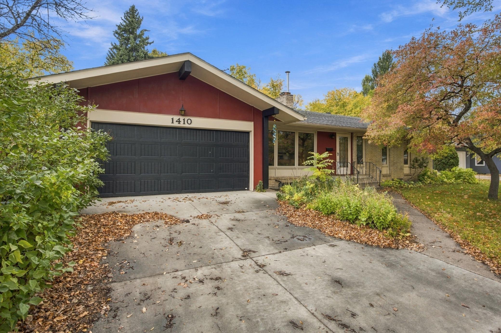 1963 single family home for sale at 1410 22nd Avenue S in Moorhead, MN — 3 bed, 3 bath