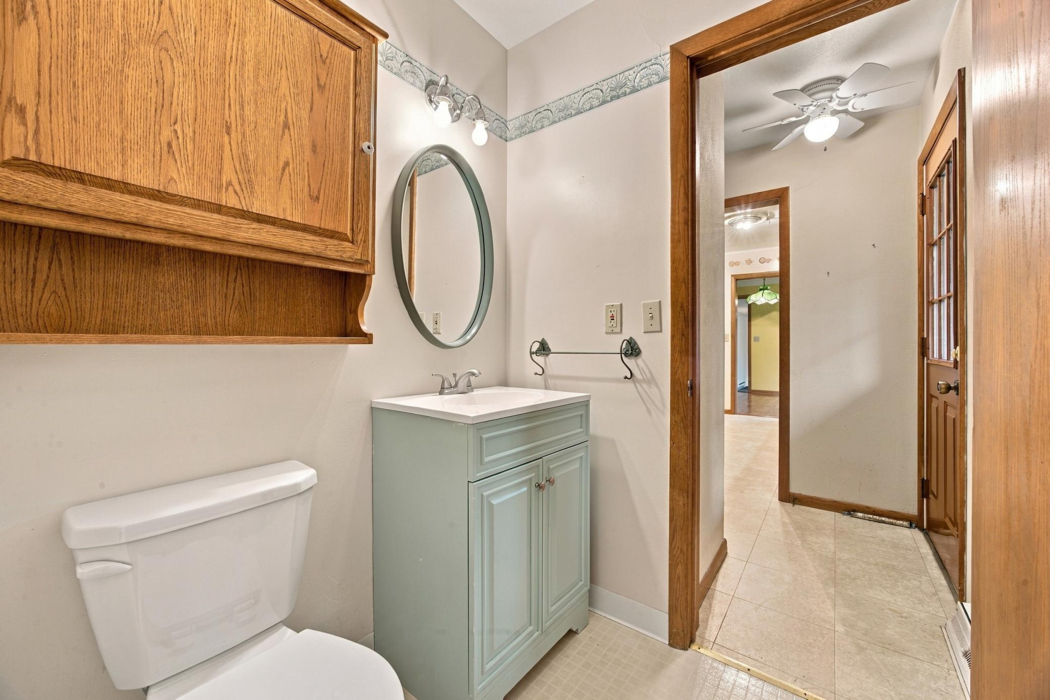 1963 single family home for sale at 1410 22nd Avenue S in Moorhead, MN — 3 bed, 3 bath (photo 18 of 35)