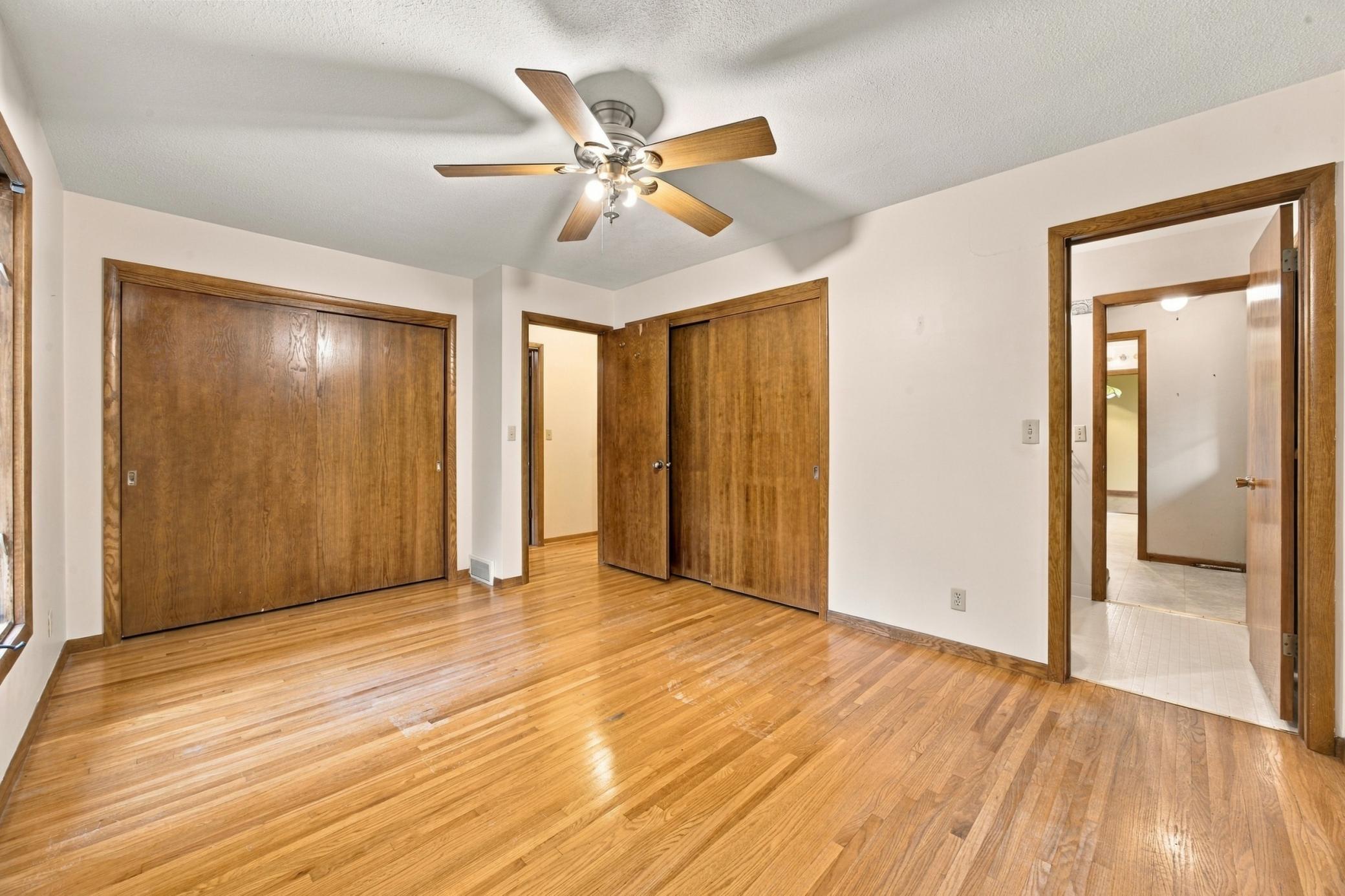 1963 single family home for sale at 1410 22nd Avenue S in Moorhead, MN — 3 bed, 3 bath (photo 19 of 35)
