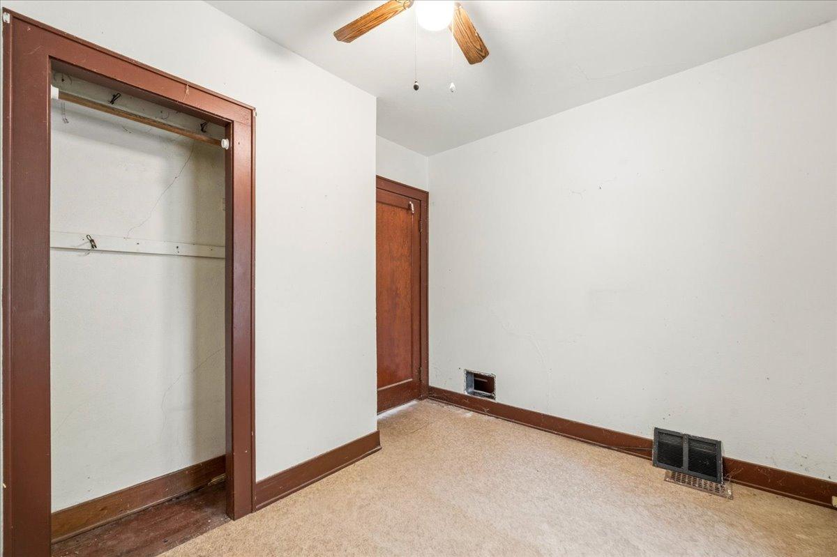 1933 single family home for sale at 406 8th Avenue E in Alexandria, MN — 5 bed, 2 bath (photo 13 of 21)