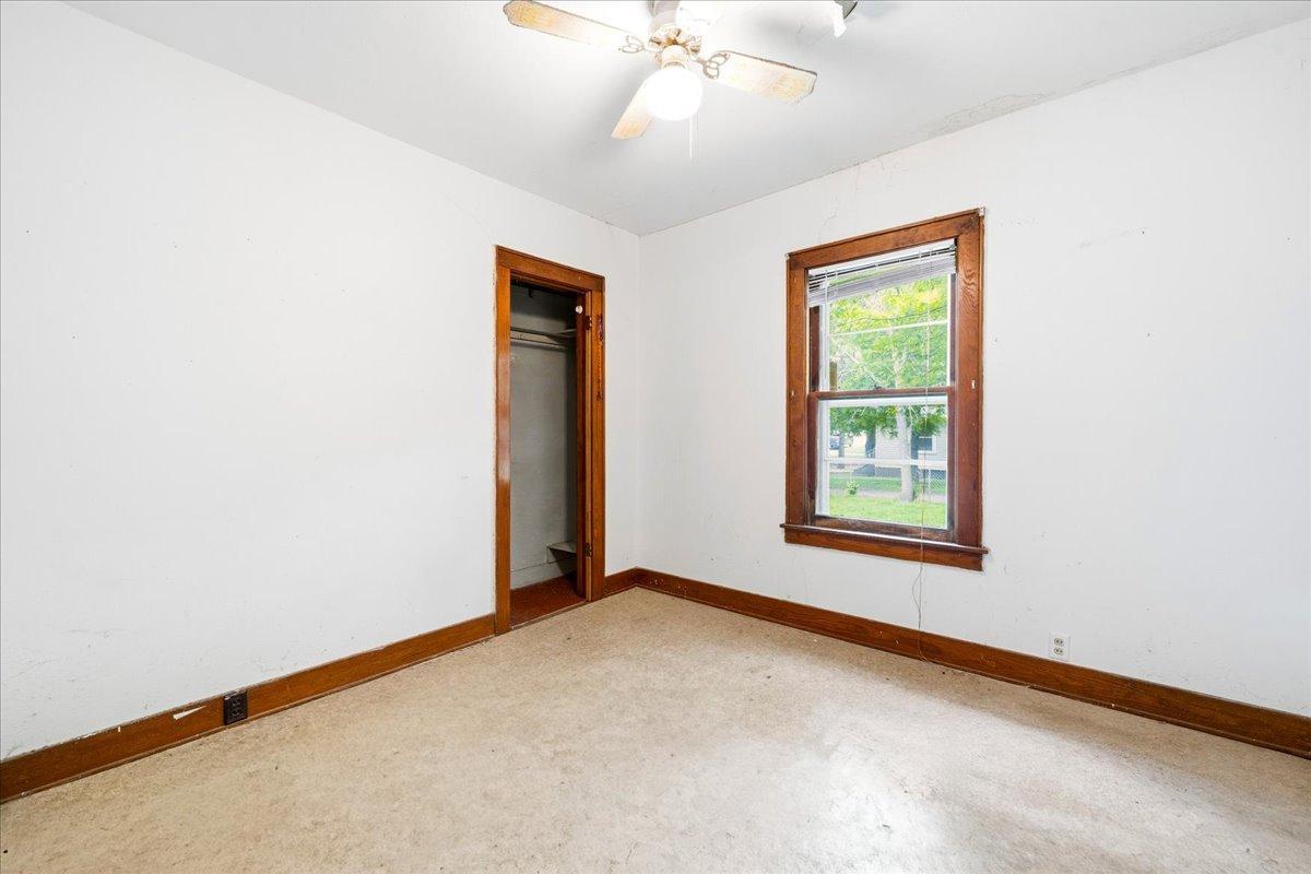 1933 single family home for sale at 406 8th Avenue E in Alexandria, MN — 5 bed, 2 bath (photo 16 of 21)