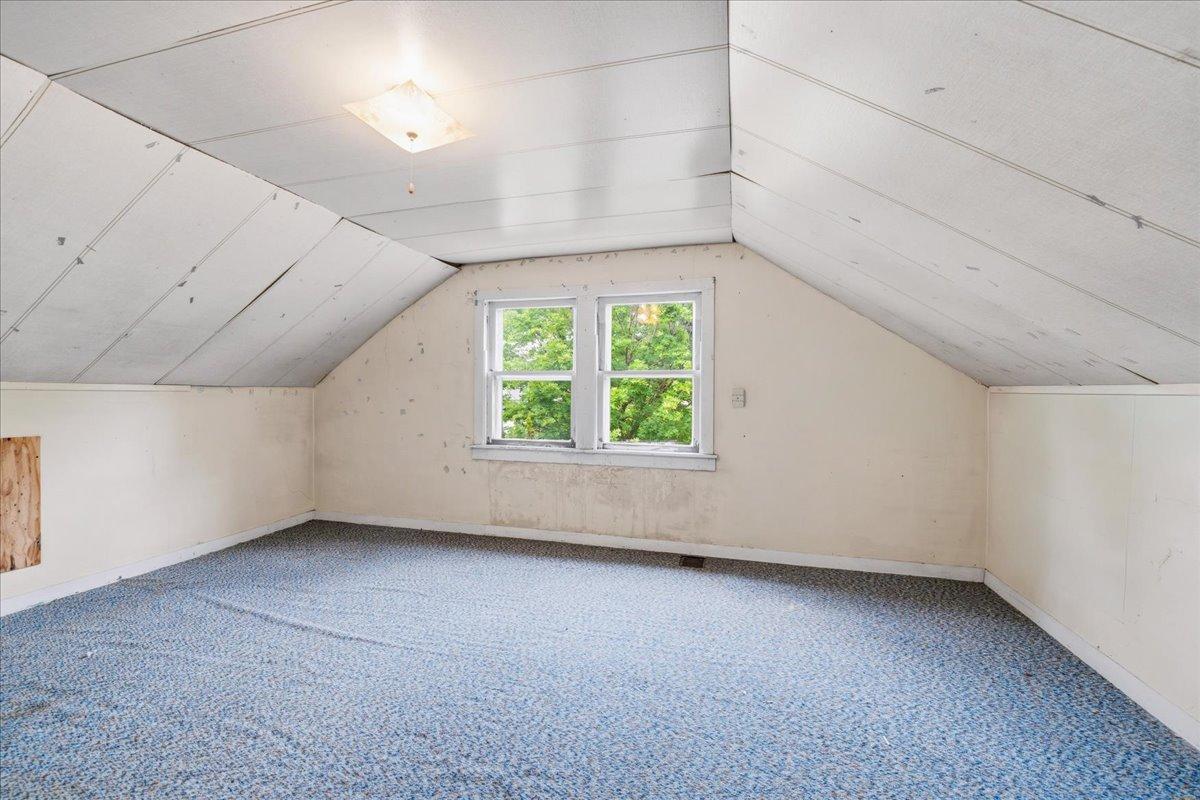 1933 single family home for sale at 406 8th Avenue E in Alexandria, MN — 5 bed, 2 bath (photo 20 of 21)
