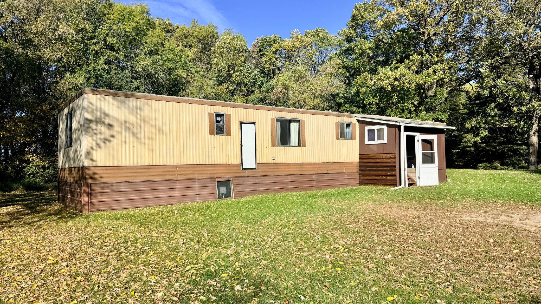 1976 single family home for sale at 19327 Cr-108 in Park Rapids, MN — 2 bed, 1 bath (photo 2 of 17)