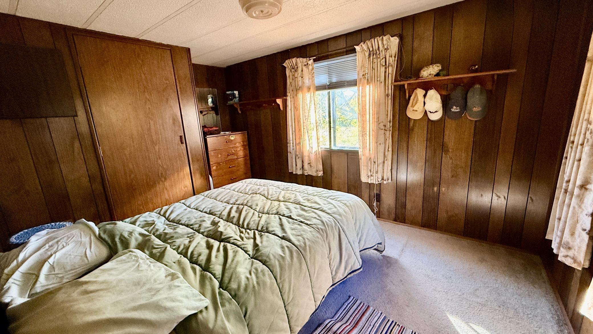 1976 single family home for sale at 19327 Cr-108 in Park Rapids, MN — 2 bed, 1 bath (photo 8 of 17)