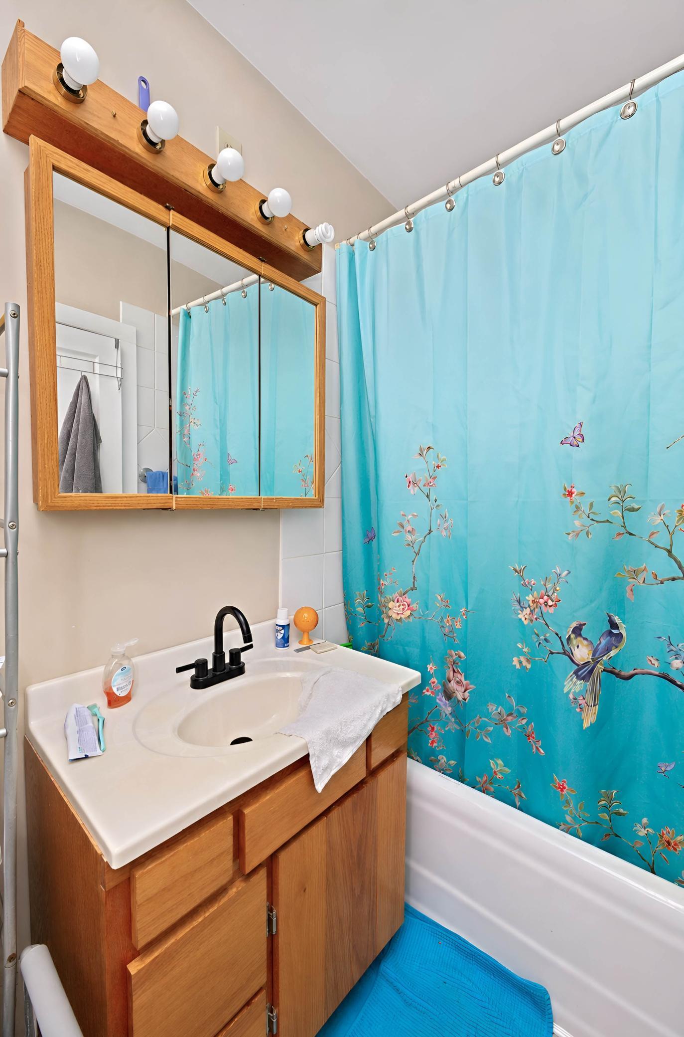 1916 single family home for sale at 1010 2nd Avenue N in Moorhead, MN — 2 bed, 2 bath (photo 20 of 29)