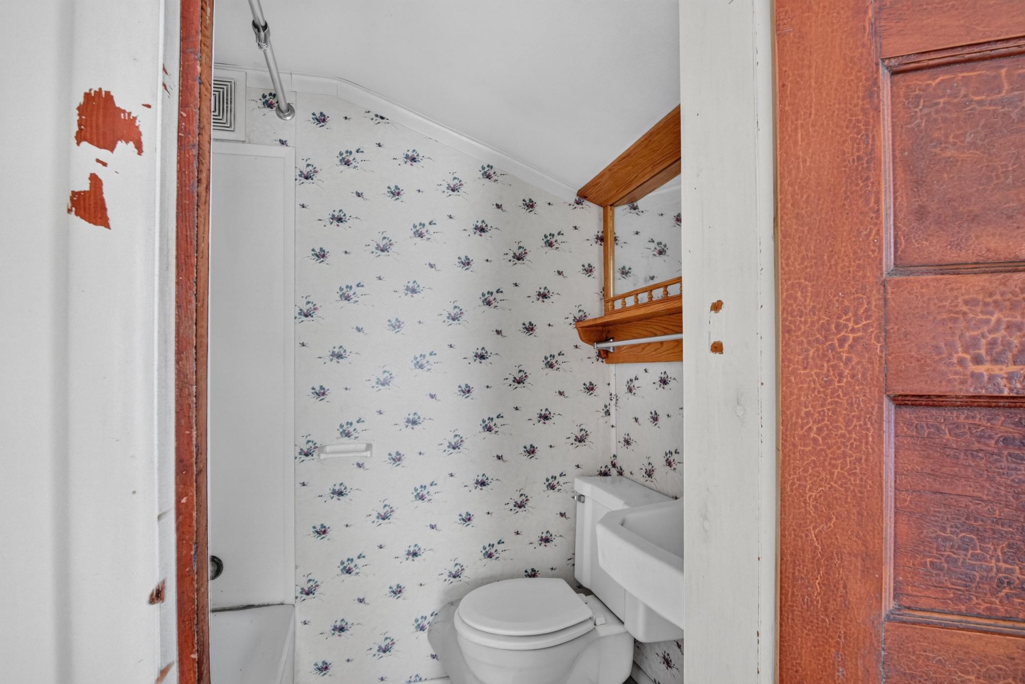 1900 single family home for sale at 116 Bluff Street in Fort Ransom, ND — 3 bed, 1 bath (photo 12 of 21)