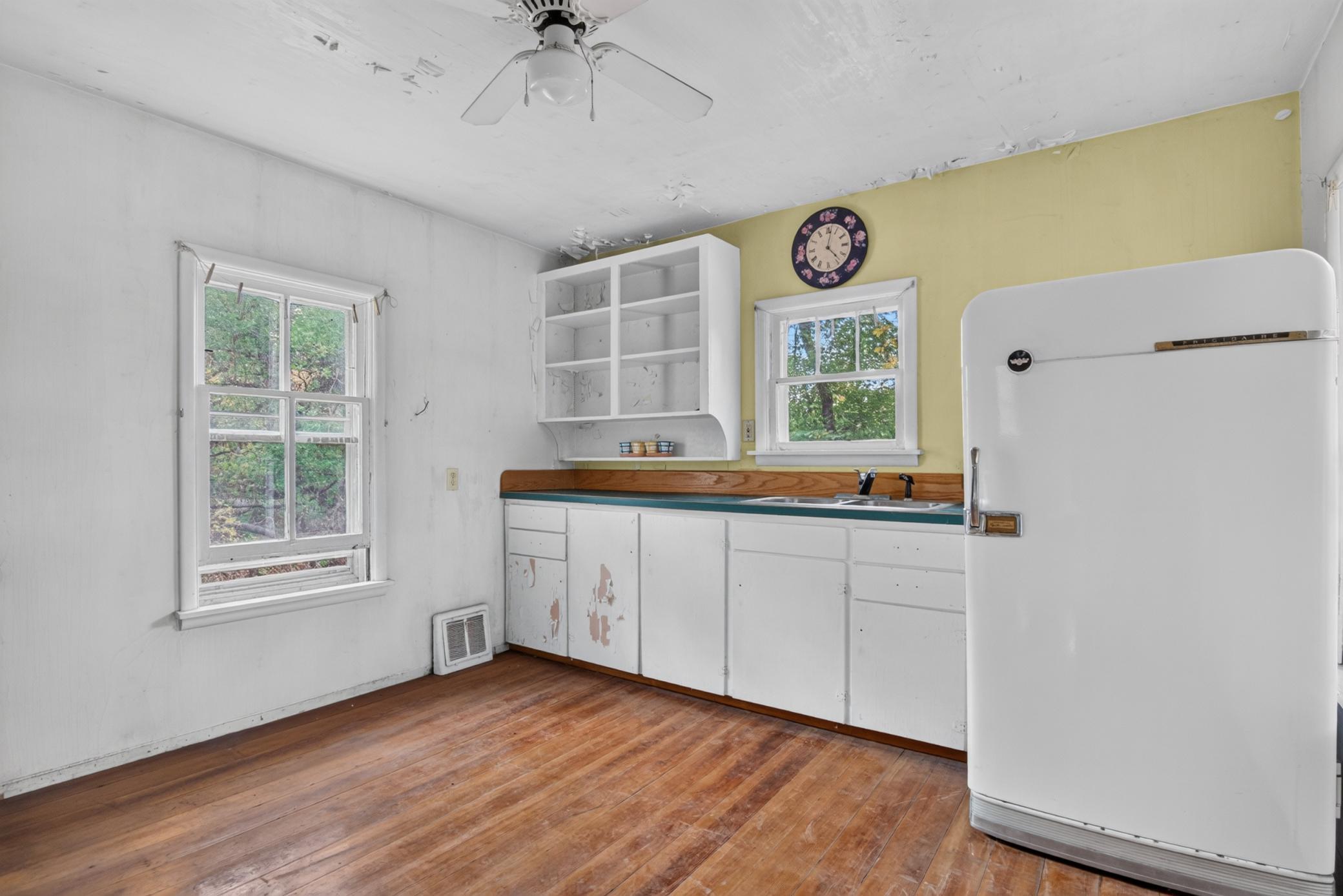 1900 single family home for sale at 116 Bluff Street in Fort Ransom, ND — 3 bed, 1 bath (photo 13 of 21)
