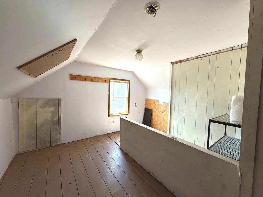 1940 single family home for sale at 221 Minnesota Avenue E in Sebeka, MN — 2 bed, 2 bath (photo 14 of 24)