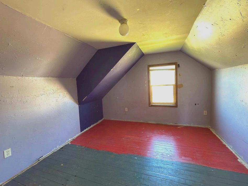 1940 single family home for sale at 221 Minnesota Avenue E in Sebeka, MN — 2 bed, 2 bath (photo 16 of 24)