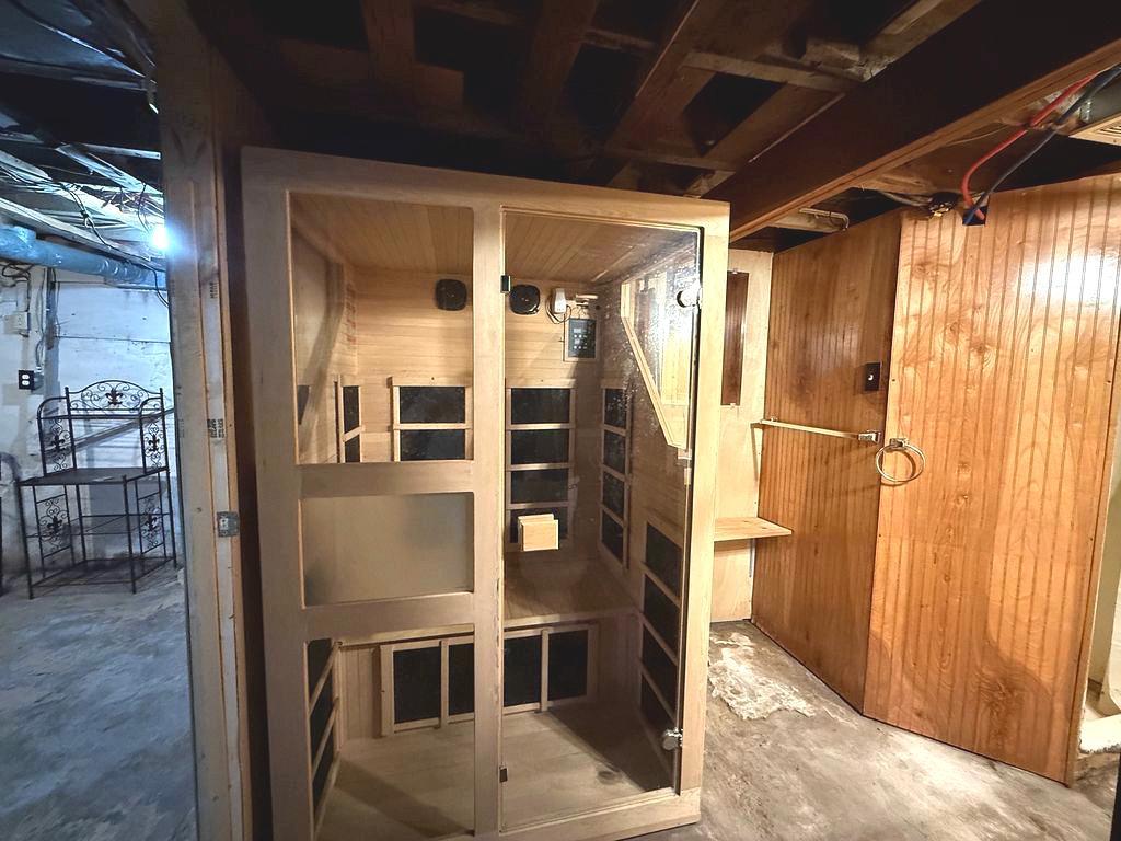 1940 single family home for sale at 221 Minnesota Avenue E in Sebeka, MN — 2 bed, 2 bath (photo 21 of 24)
